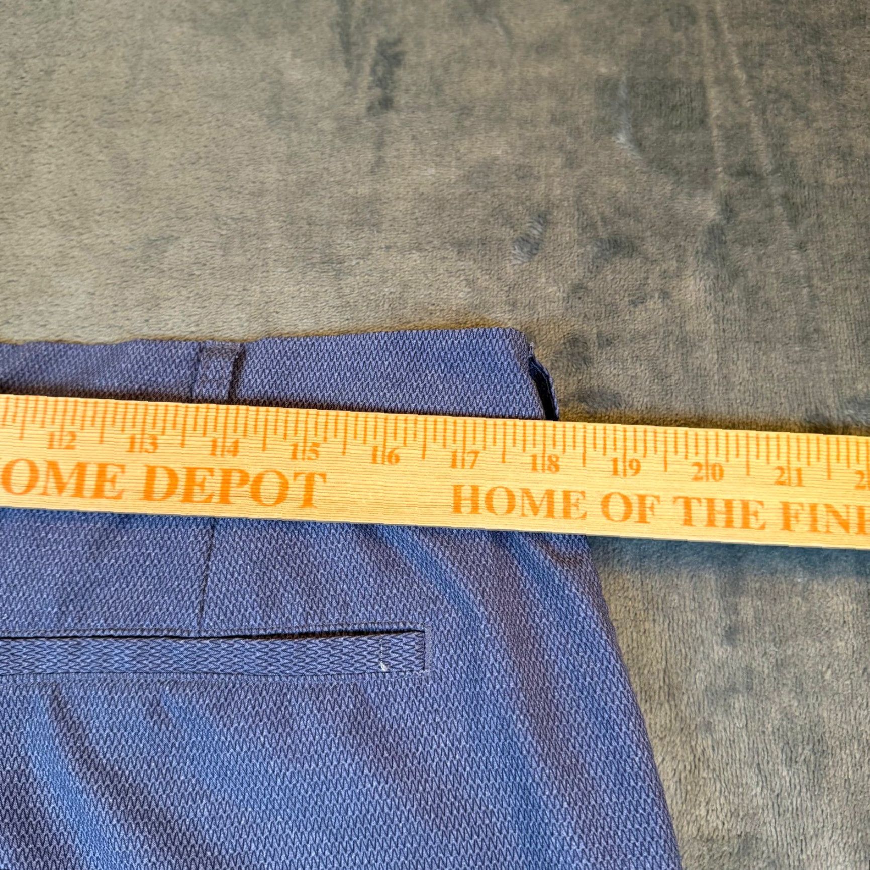 PGA Tour PGA TOUR Golf Shorts Mens 36 Blue Textured Flat Front Performance Stretch Activewear Casual Shorts Mens Blue Geometric 9 Inseam Pocket Zip Button Mens Size US 36 / EU 52 - 6 Thumbnail