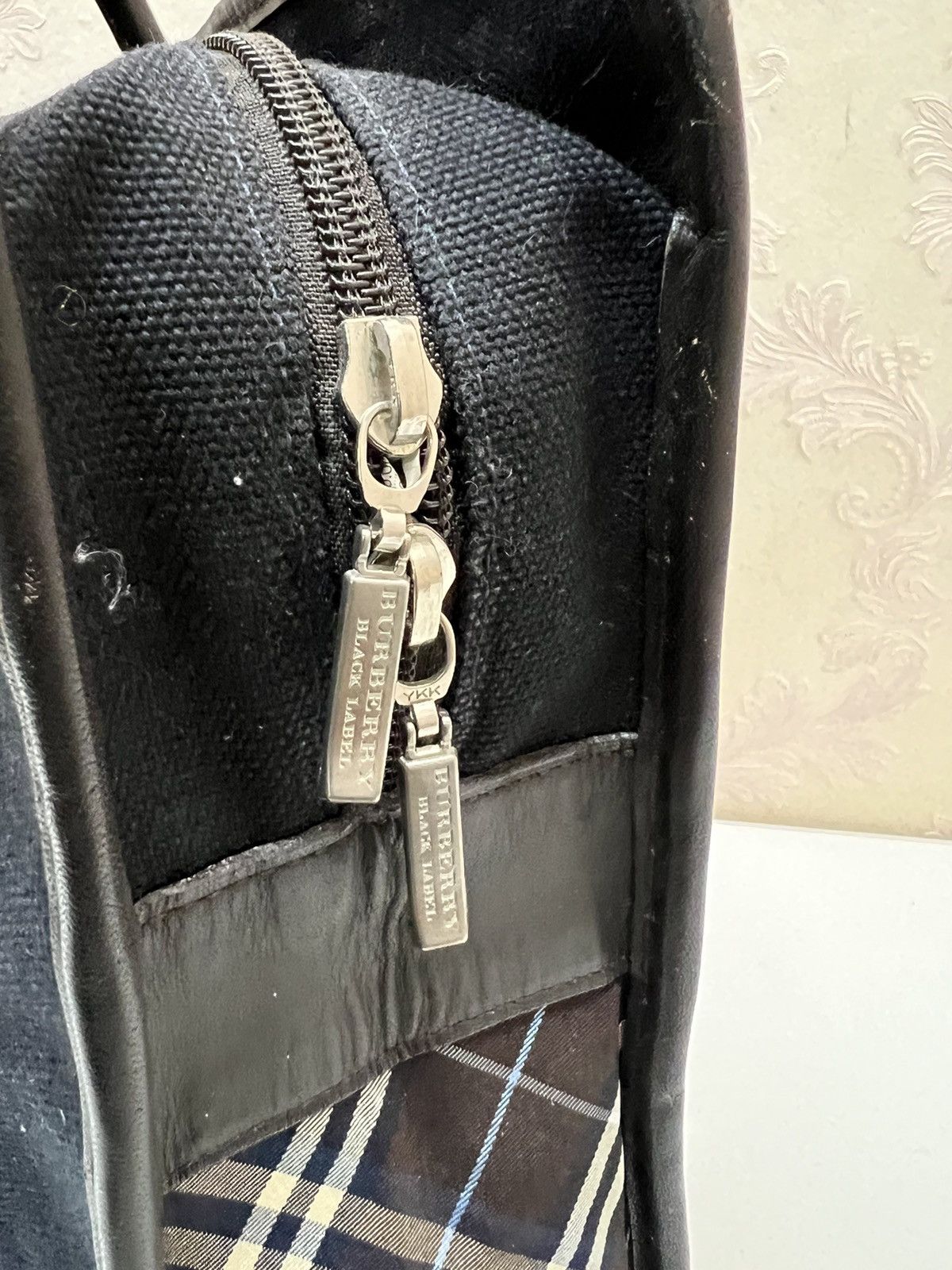 Burberry Vintage Burberry Black Label Office Handle Bag Size ONE SIZE - 6 Thumbnail