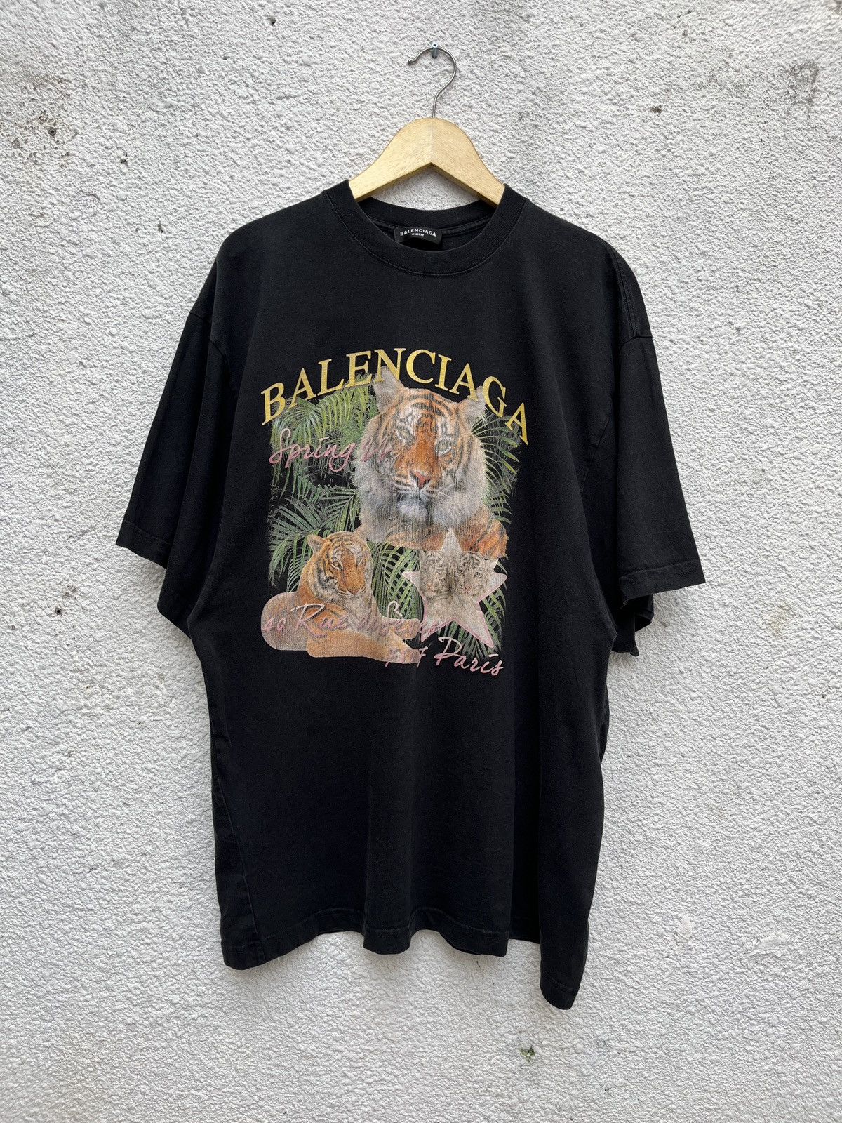 Balenciaga Balenciaga Year of The Tiger Oversized Tshirt Size US M / EU 48-50 / 2 - 1 Thumbnail