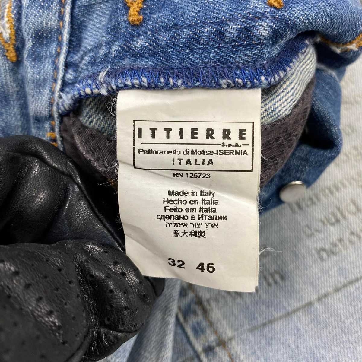 John Galliano News Paper Print Distressed Jeans Size US 32 / EU 48 - 7 Thumbnail