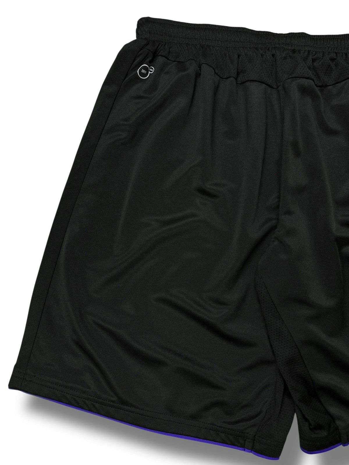Puma NWT🏷️ Puma Borussia Dortmund Football Soccer Shorts DryCell Size US 36 / EU 52 - 17 Thumbnail