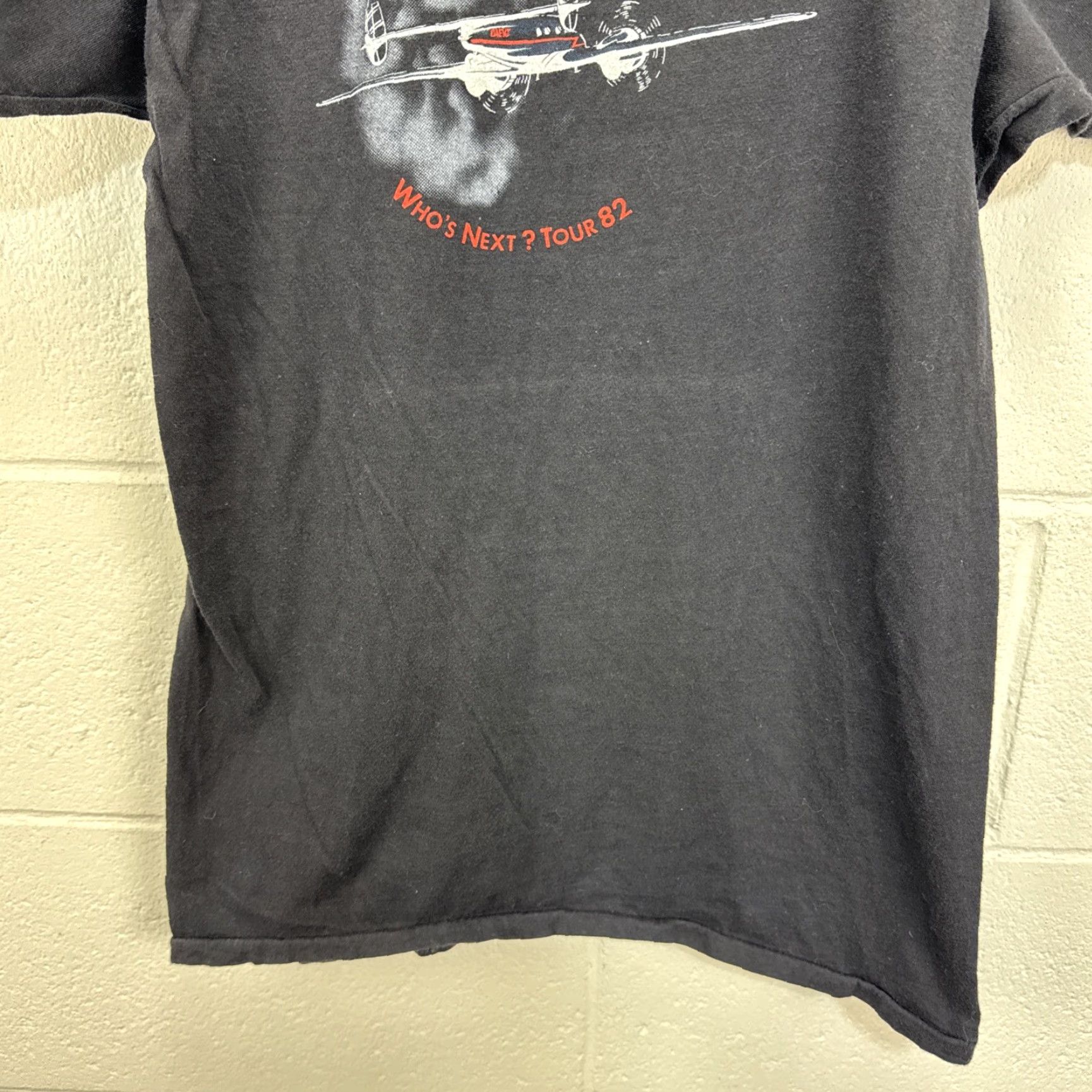 Vintage VINTAGE Mike Oldfield World Tour T-Shirt Black Short Sleeve Small Unisex 1982 Graphic Tee Rockabilly Size US S / EU 44-46 / 1 - 7 Thumbnail