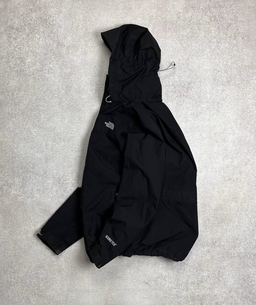 The North Face × Vintage Vintage The North Face Gore-tex Woman's Jacket S Size S / US 4 / IT 40 - 1 Thumbnail