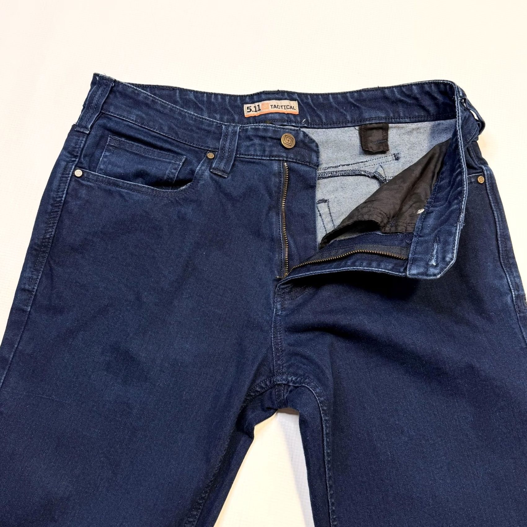 Vintage 5.11 Tactical Jeans Mens 32x34 Blue Regular Fit Straight Denim casual dark wash Size US 32 / EU 48 - 7 Thumbnail