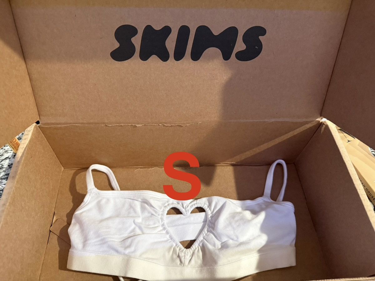 Kim Kardashian × SKIMS Skims Cotton Jersey Heart Scoop Bralette Snow Small Size S / US 4 / IT 40 - 1 Thumbnail