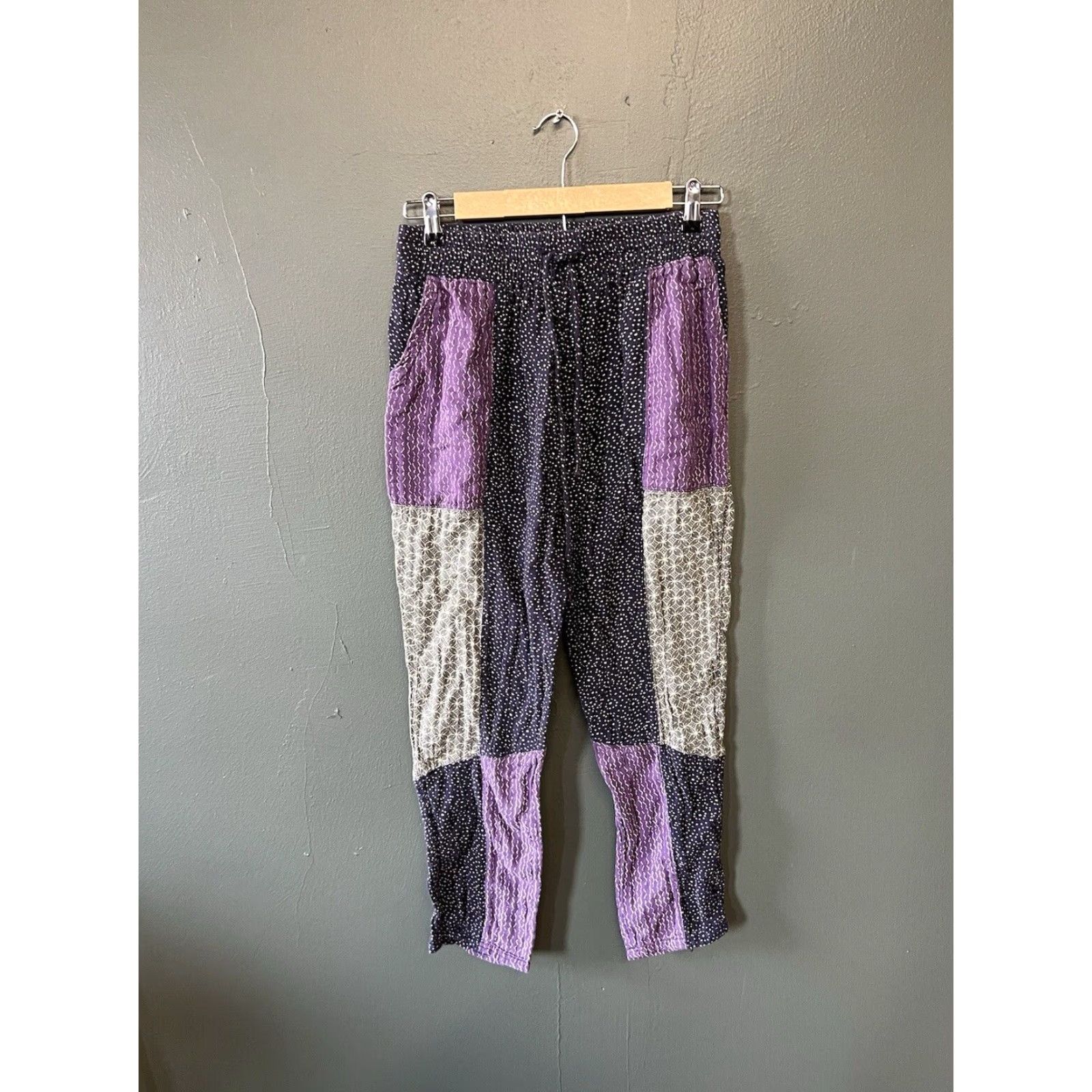 Anthropologie Anthropologie Saturday Sunday Womens Patchwork Tapered Pants S Multicolor Ankle Regular Style Pants Womens Signs? Size 28" / US 6 / IT 42 - 2 Thumbnail