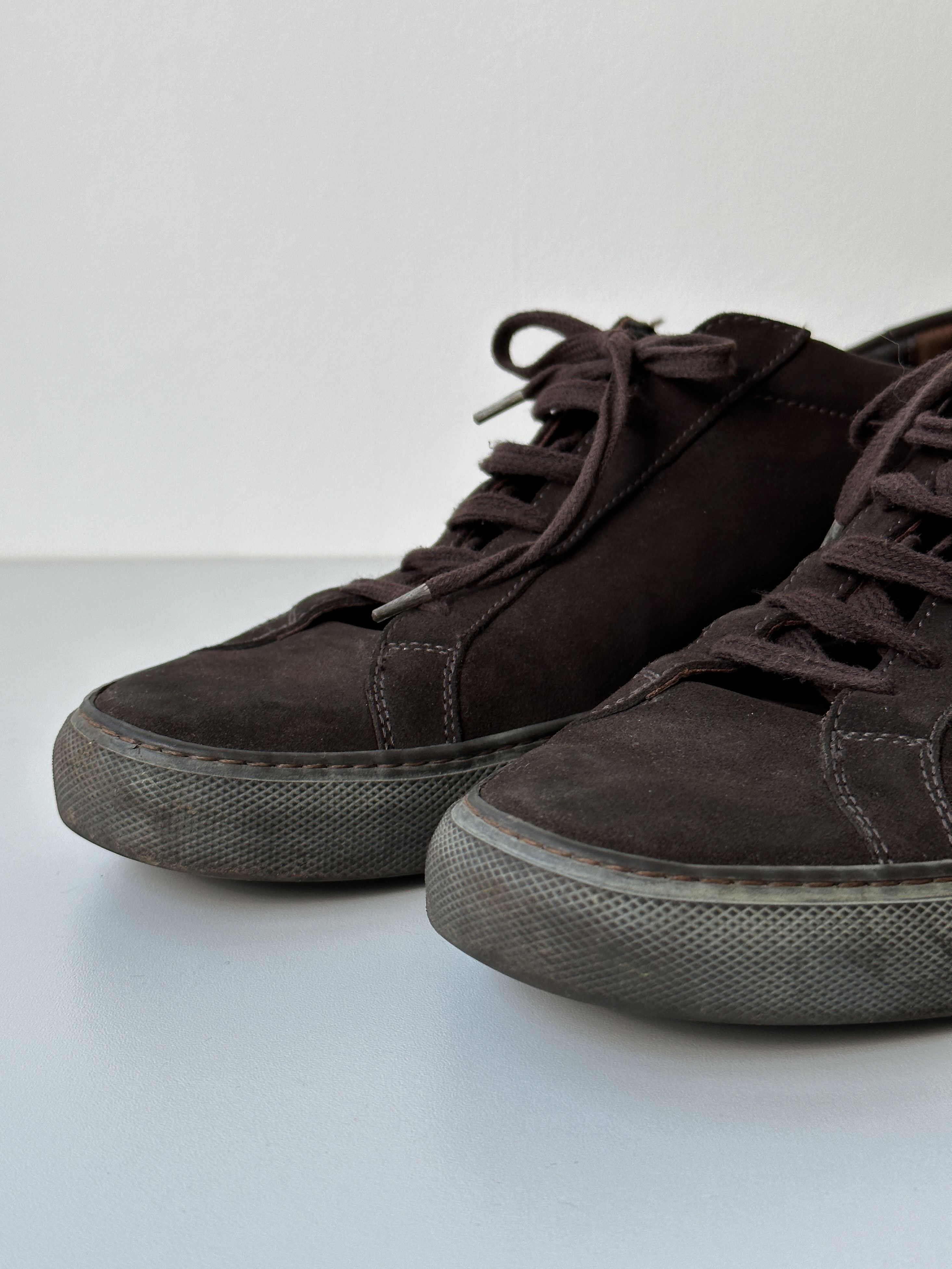 Common Projects Common Projects Suede Low Top Sneakers Size US 8.5 / EU 41-42 - 11 Thumbnail