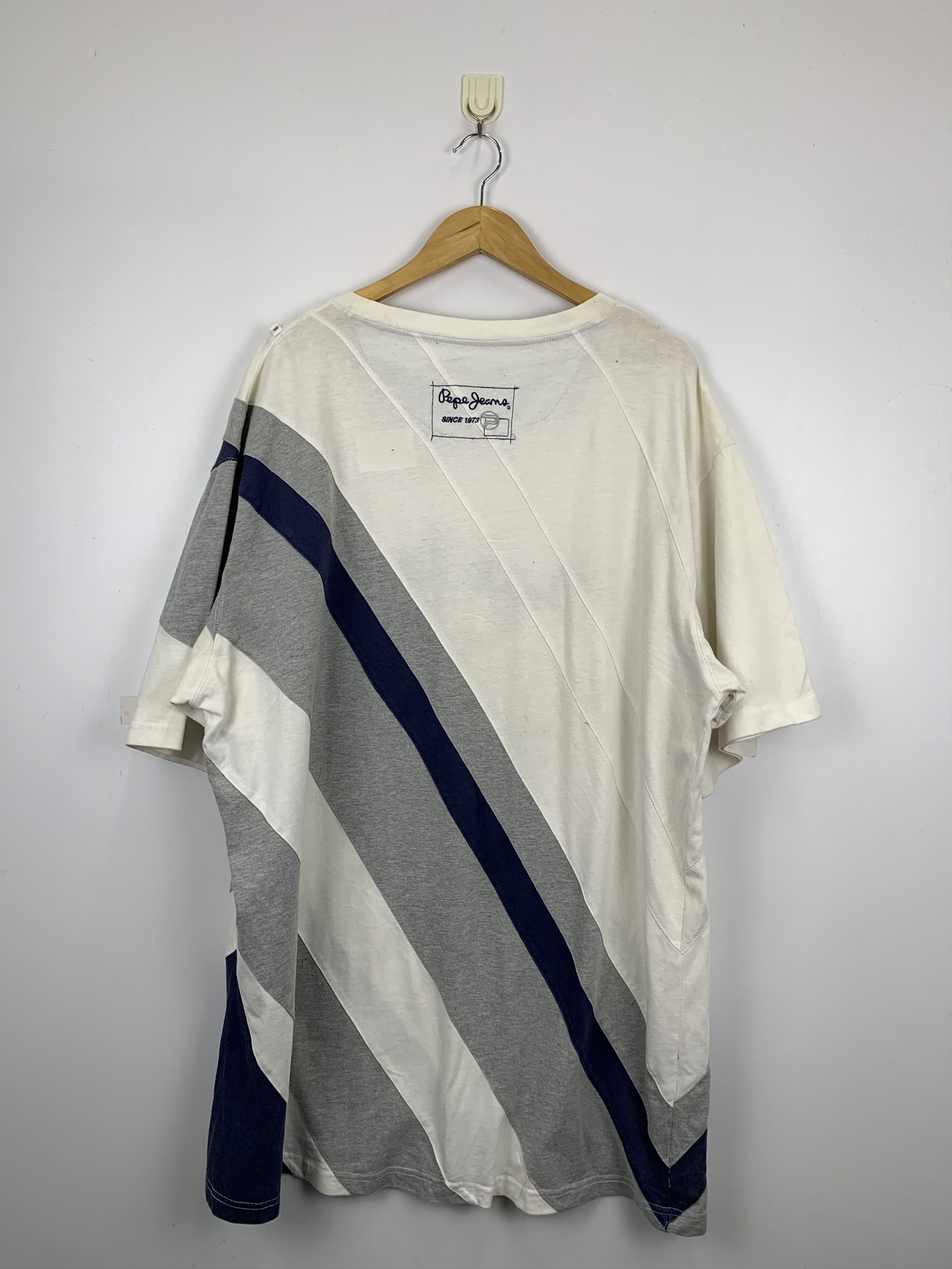Pepe Jeans Vintage Pepe Jeans London Oversize Tee TA0031 Size US XXL / EU 58 / 5 - 3 Thumbnail