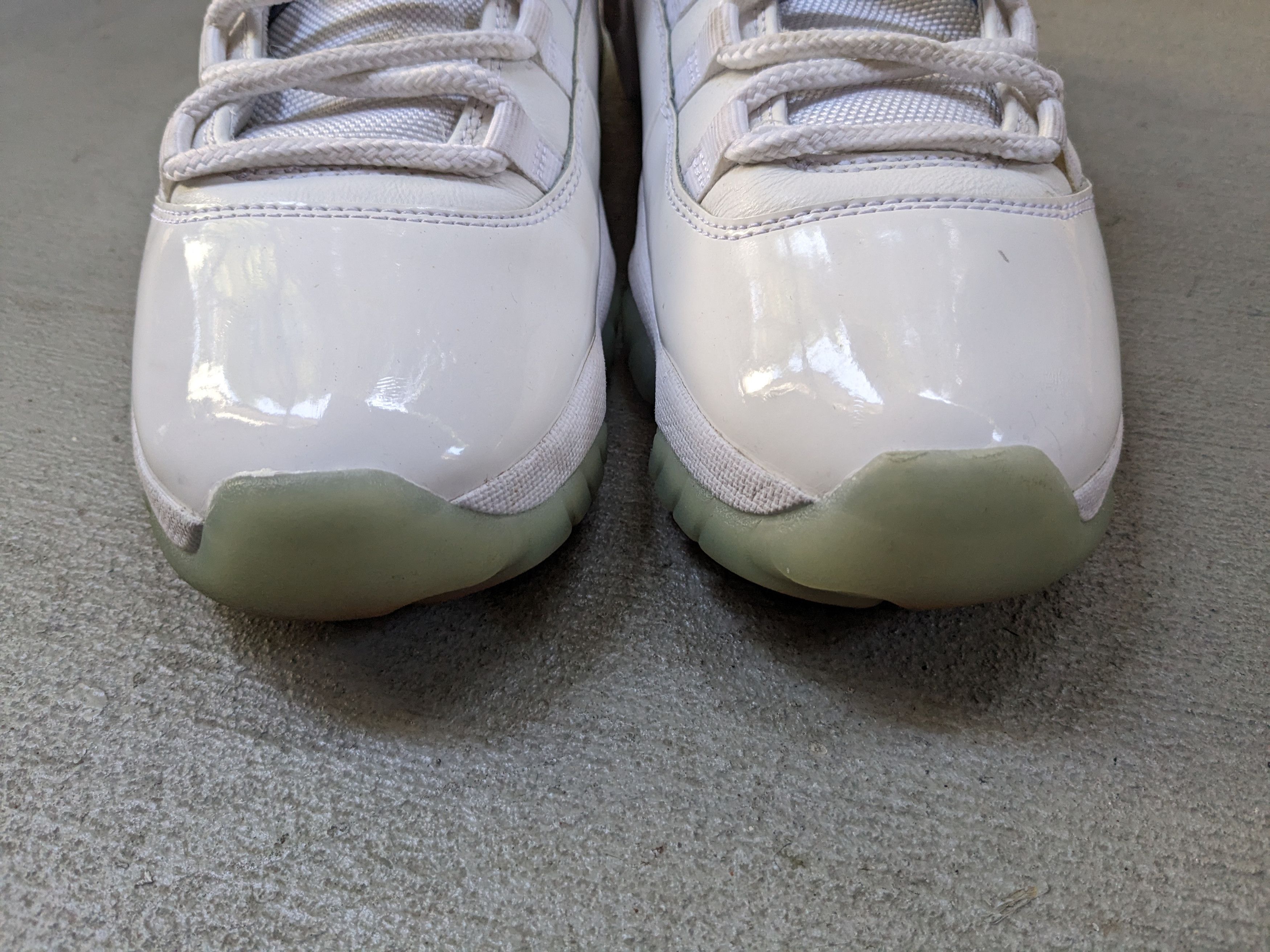 Jordan Brand × Nike Nike Air Jordan 11 Retro Legend Blue Low White AV2187-117 Size US 9.5 / EU 42-43 - 2 Thumbnail