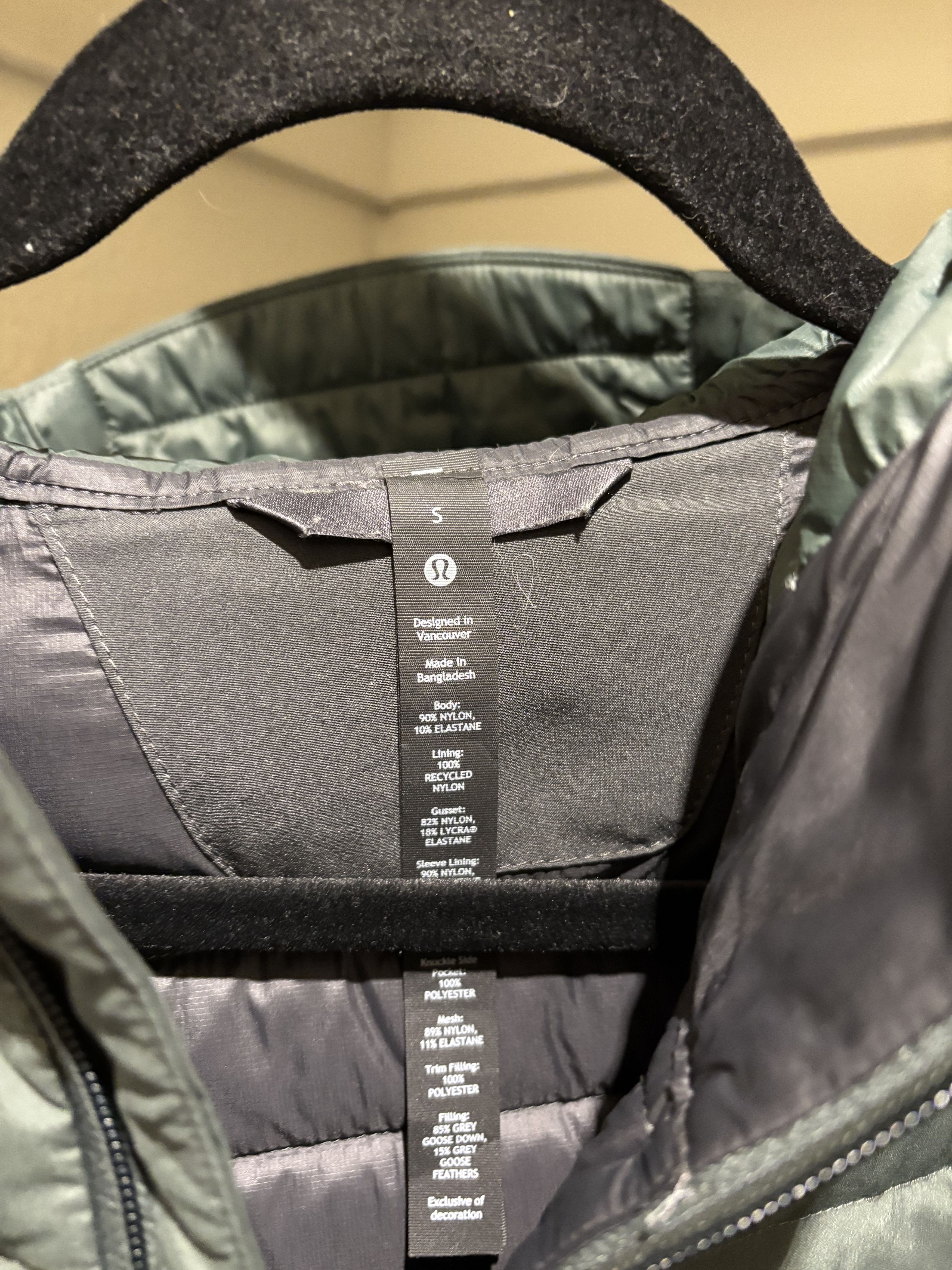 Lululemon Down for It All 700-Fill Hoodie Jacket Size US S / EU 44-46 / 1 - 4 Thumbnail