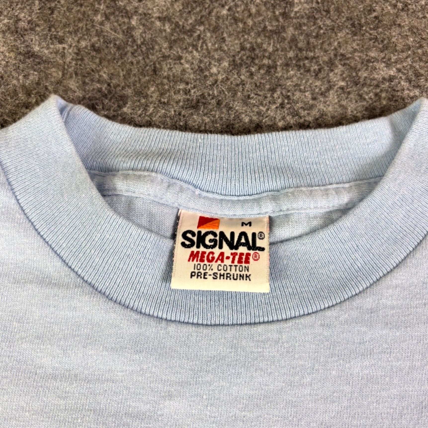 Vintage VINTAGE Signal Mega-Tee T-Shirt Mens M Blue Navy Military Graphic Tee Short Sleeve 1990s CV-64 Size US M / EU 48-50 / 2 - 3 Thumbnail