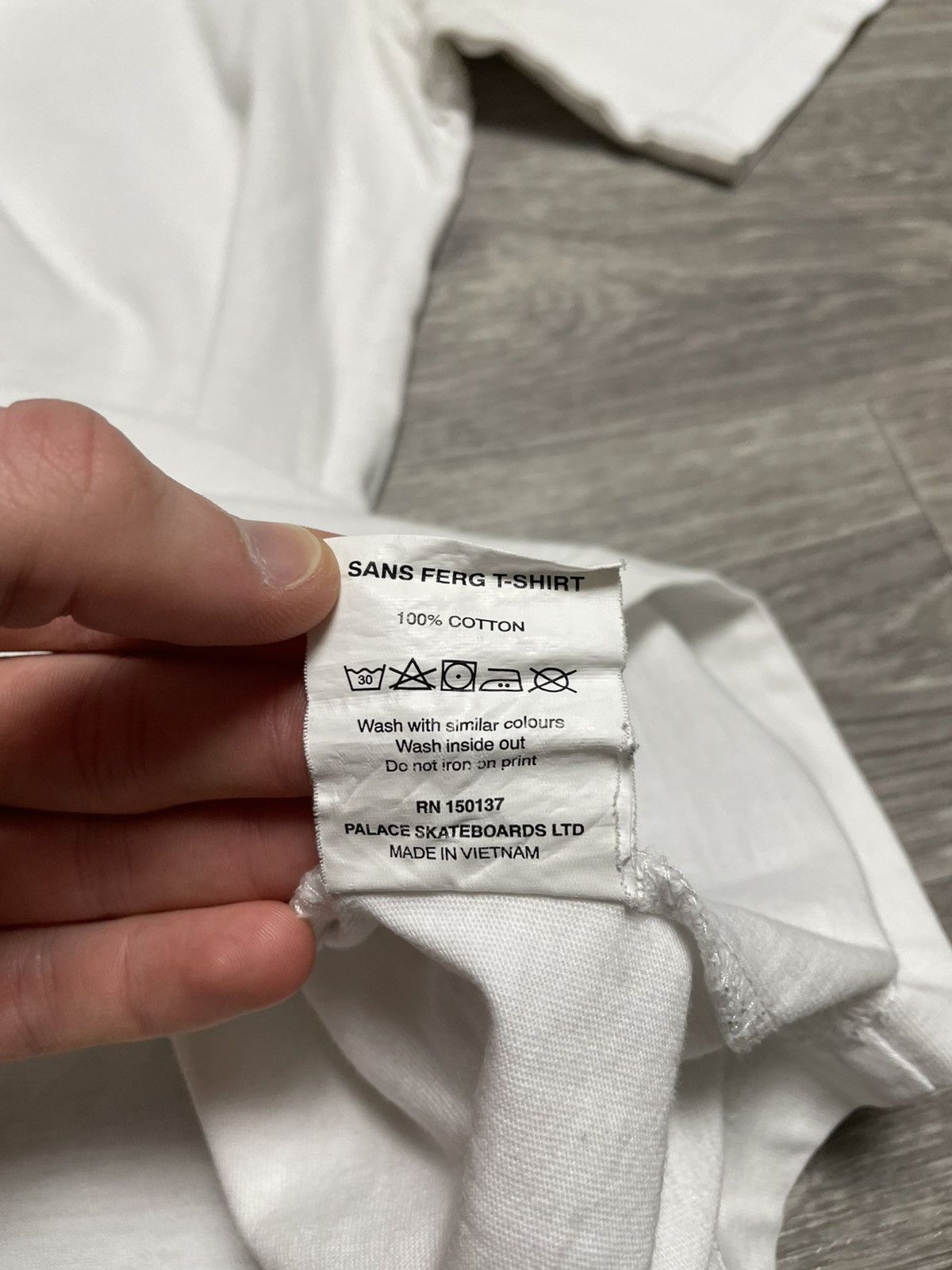Palace Palace Sans Tri-Ferg White T-Shirt Size US XL / EU 56 / 4 - 13 Thumbnail