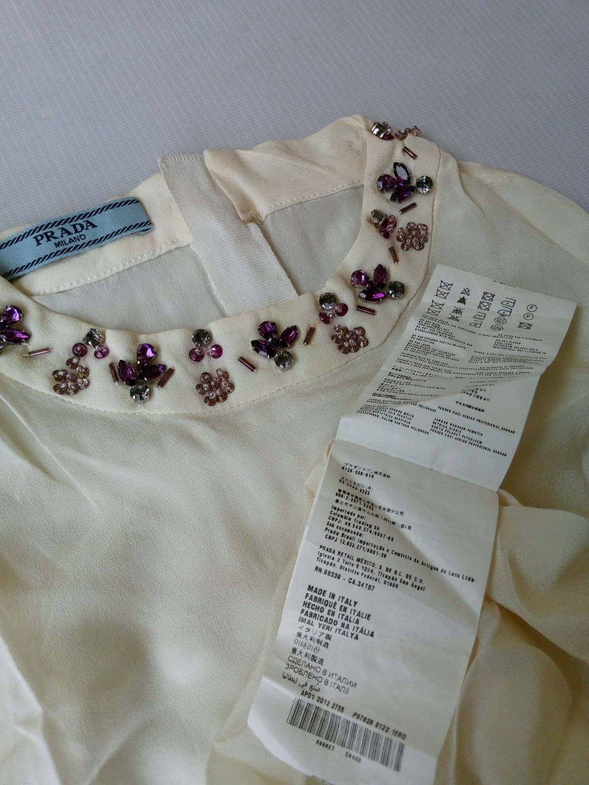 Prada Prada tops broken white in the blouse Size M / US 6-8 / IT 42-44 - 7 Thumbnail