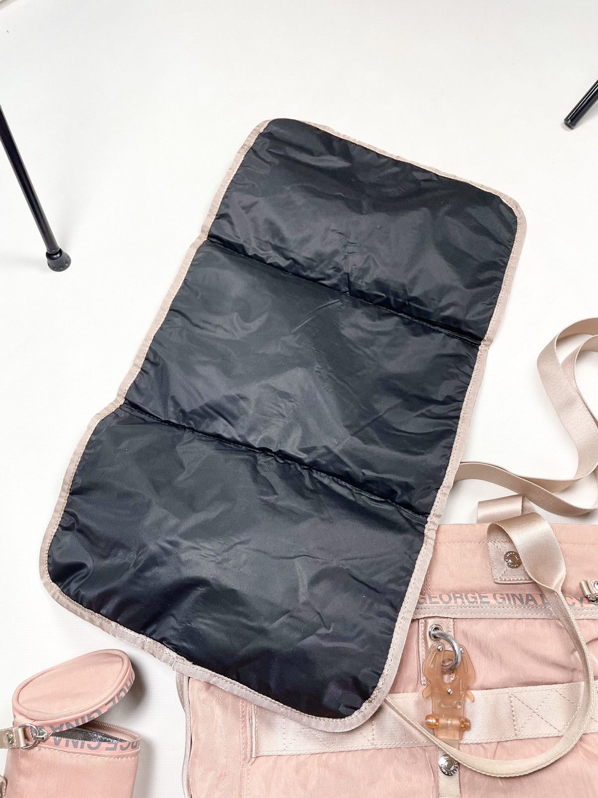 Japanese Brand George Gina & Lucy Little Styler Pink Alyx Carabiner Bag GGL Size ONE SIZE - 20 Thumbnail