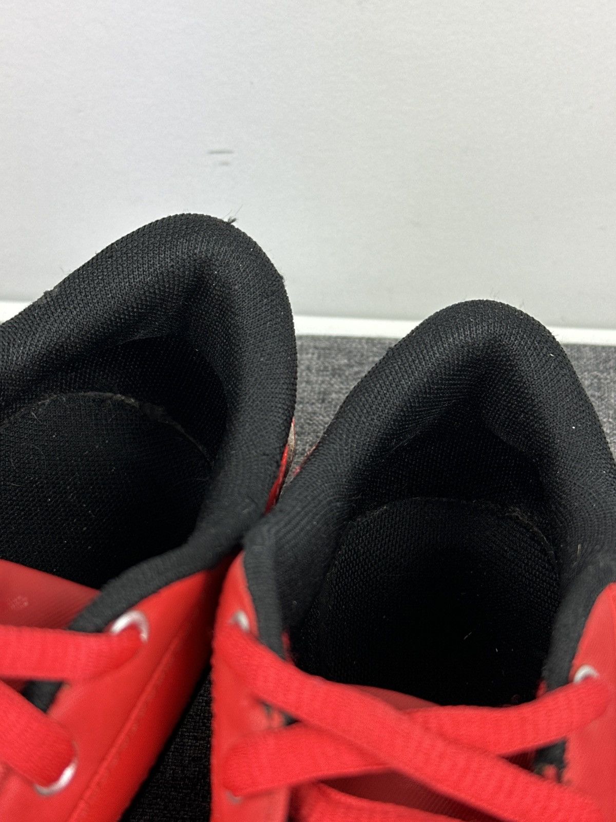 Ferrari × Puma PUMA Ferrari Drift Cat Red Black Low Top Sneakers Motorsport Size US 4.5 / IT 34.5 - 16 Thumbnail