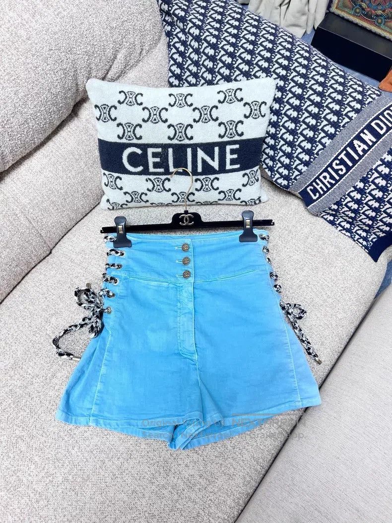 Chanel Chanel High-waisted jeans and shorts with side straps Size 24" / US 00 / IT 34 - 1 Thumbnail