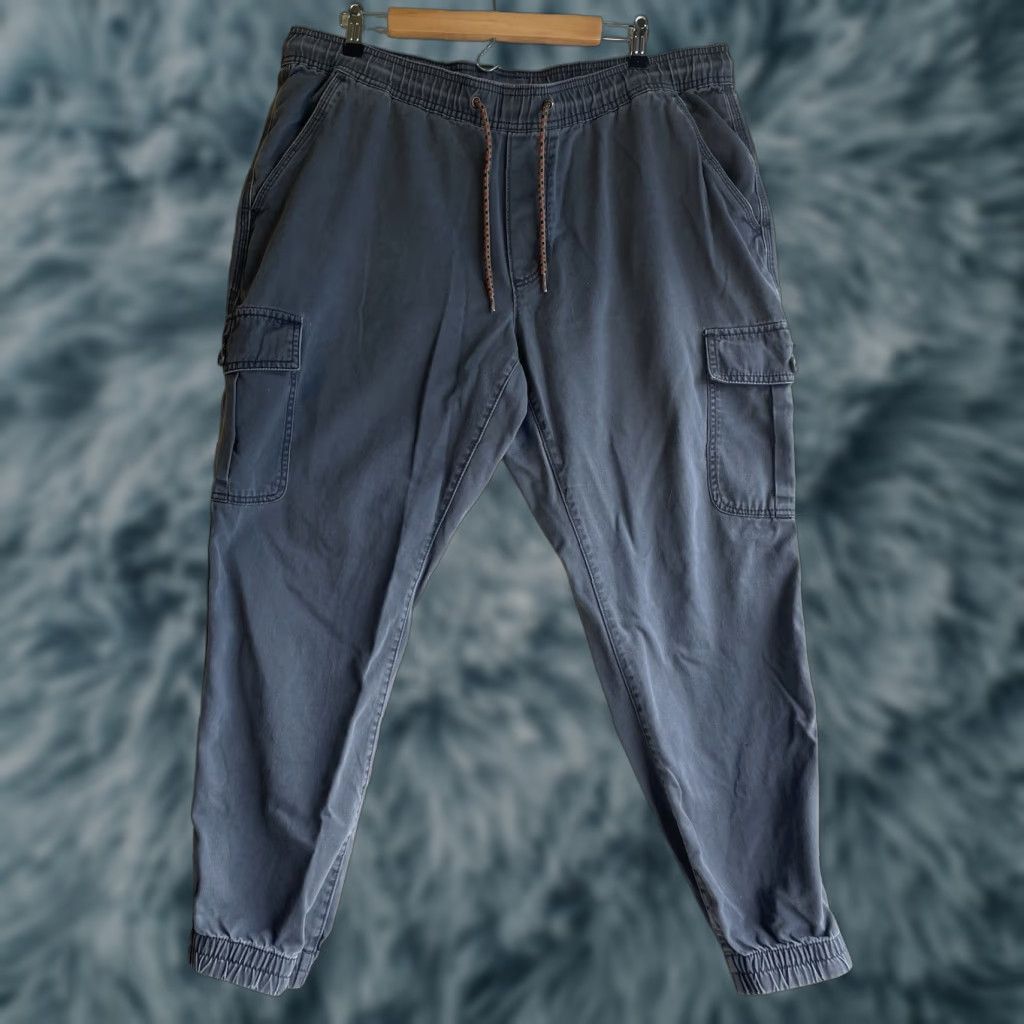 Vintage American Rag Gray Cargo Pants Men XL 100% Cotton Regular Inseam 37 in Size US 36 / EU 52 - 1 Thumbnail