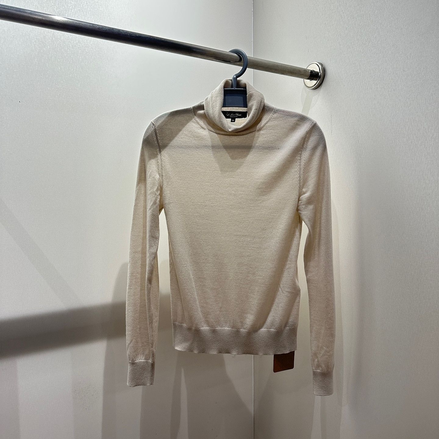 Loro Piana Loro Piana Cashmere Turtleneck Sweater Size 36 Size XS / US 0-2 / IT 36-38 - 1 Thumbnail