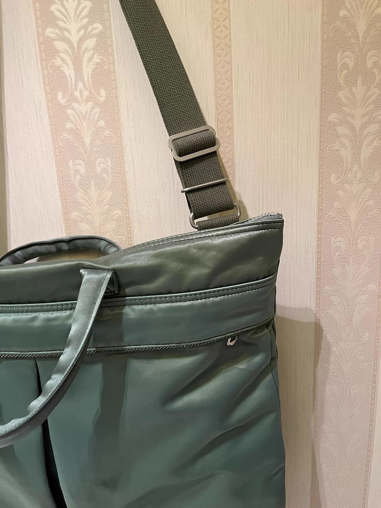 Porter Porter 45x45 Nylon Suede-Bottom Gray-Green New Premium Bag Size ONE SIZE - 4 Thumbnail