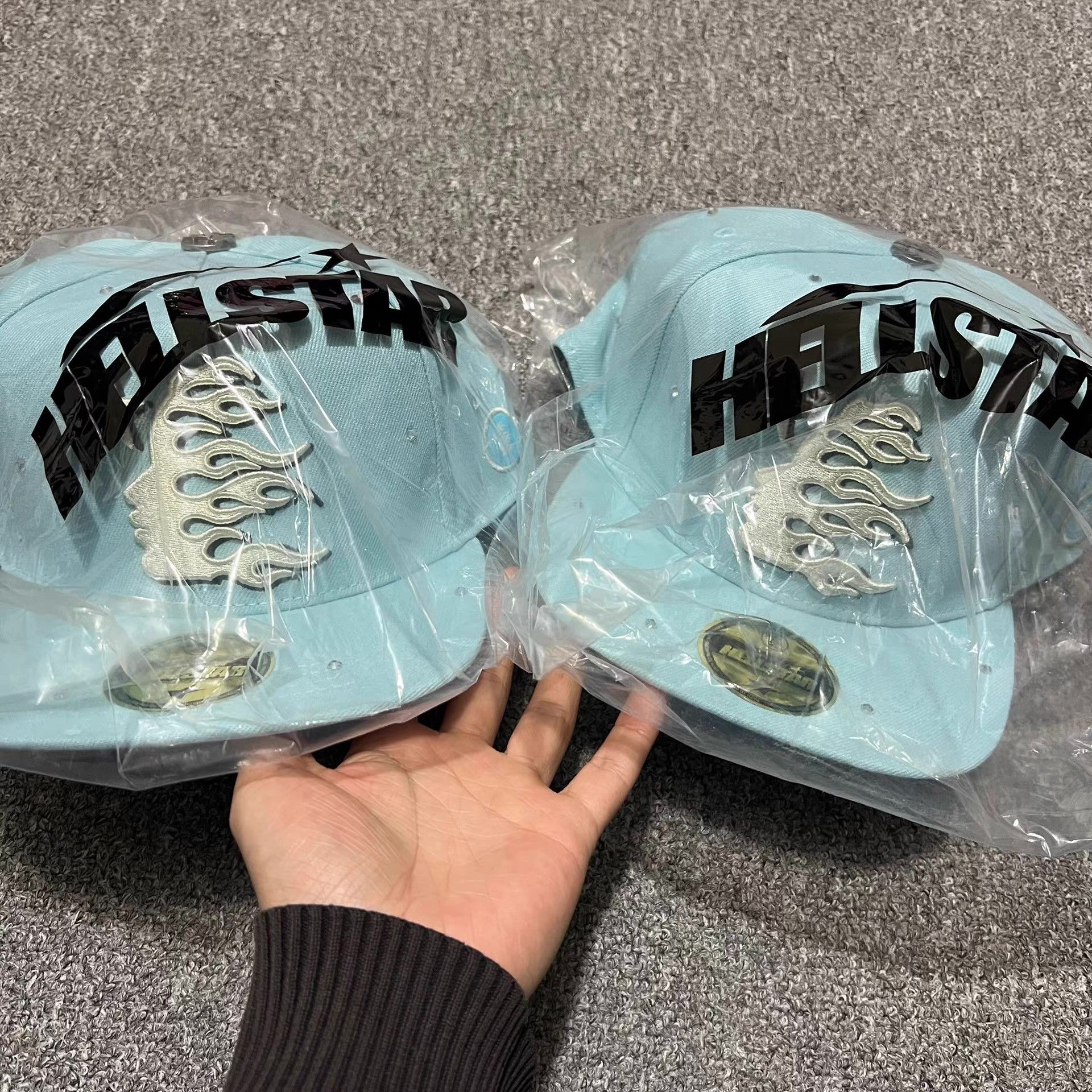 HELLSTAR HellstarClassicRhinestoneEmbroideredFlatBrimBaseballCap Q7 Size ONE SIZE - 5 Thumbnail