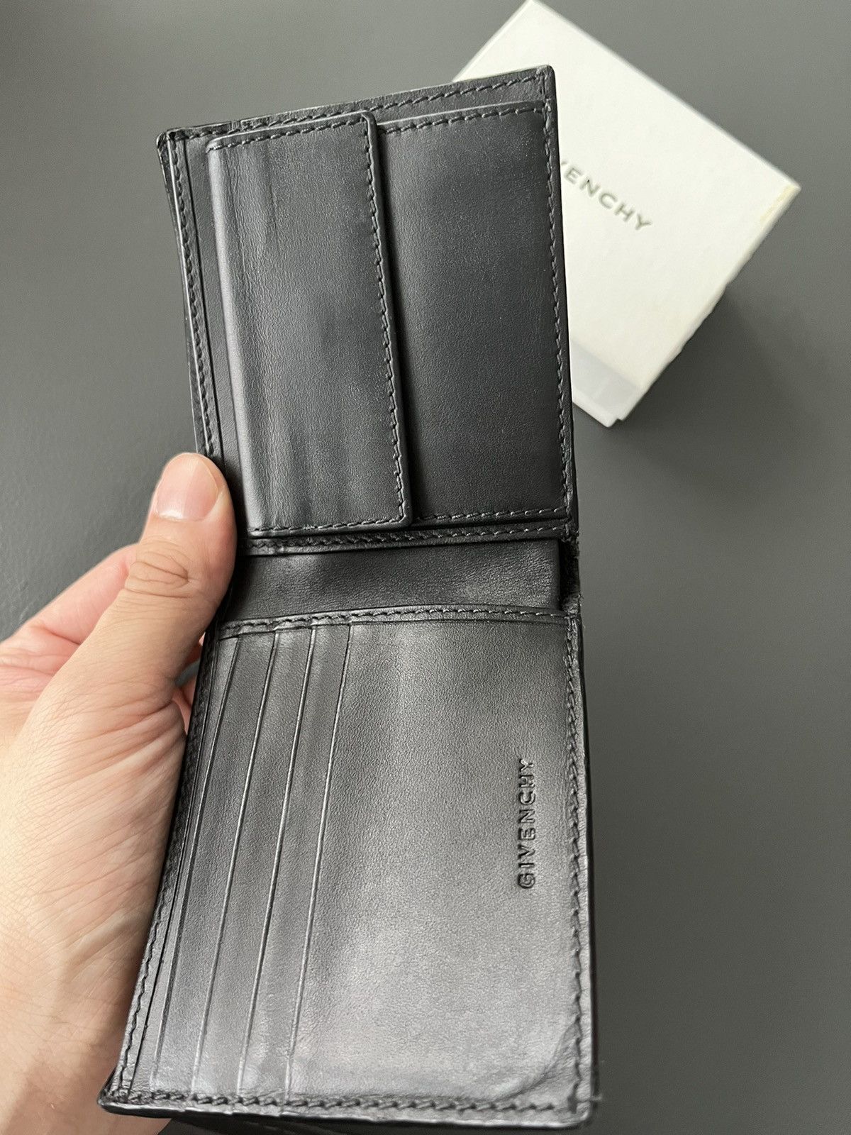 Givenchy Givenchy Vintage Runway Waxed Calf Leather Wallet RARE Size ONE SIZE - 5 Thumbnail