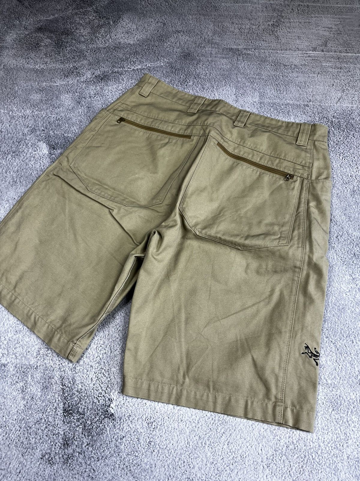 Arc'teryx Arcteryx shorts size 32 Size US 32 / EU 48 - 5 Thumbnail