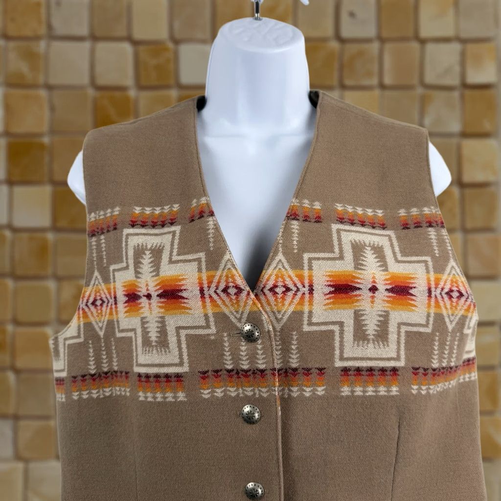 Pendleton VINTAGE Pendleton Womens Set Skirt & Vest Wool Petites 10P Brown Geometric Southwestern Tribal Button Lined Fall Winter Mens Womens? Size 32" / US 10 / IT 46 - 1 Thumbnail