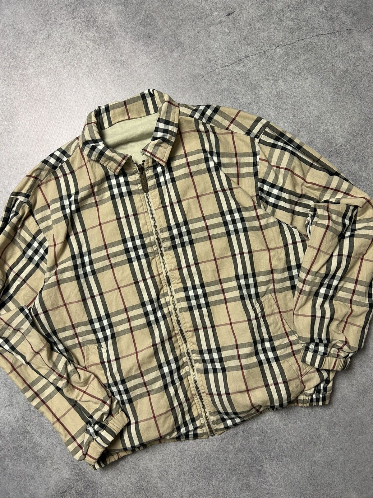 Burberry Vintage Burberry Double Side Nova Check Bombers Jacket Size US M / EU 48-50 / 2 - 2 Thumbnail