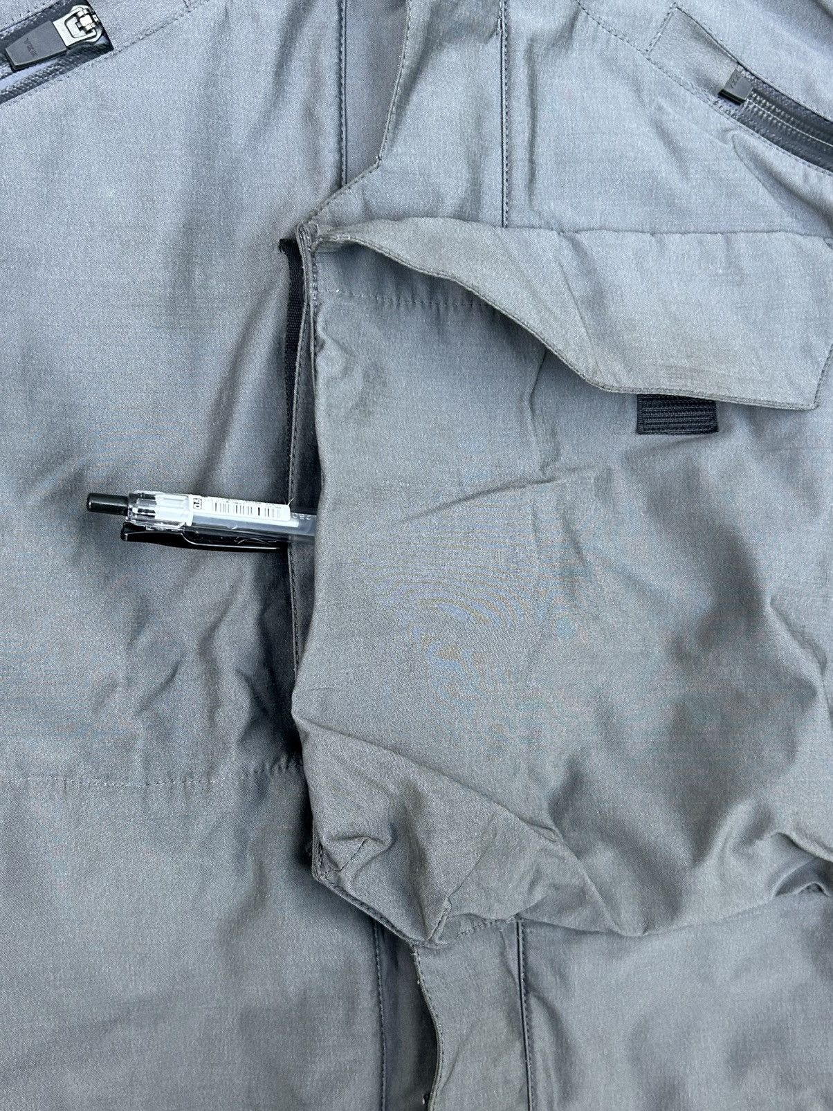 Acronym Acronym J1A-LP aw14 loro piana Size US M / EU 48-50 / 2 - 3 Thumbnail