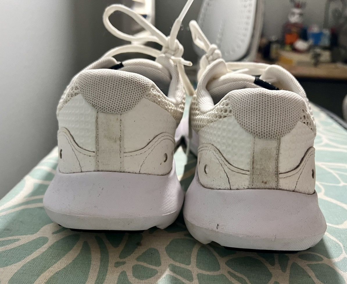 Under Armour Under Armour running shoes Size US 9 / EU 42 - 2 Thumbnail