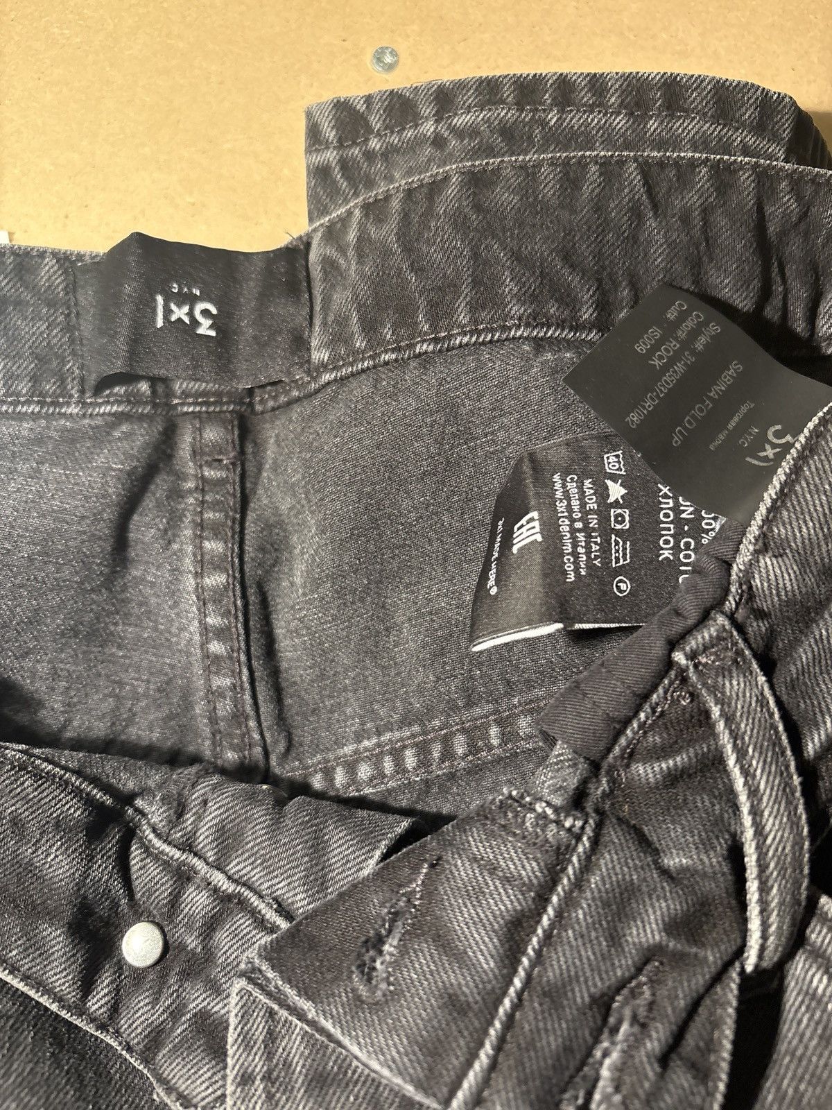 3x1 3x1 Sabina Fold Up black Denim with tagging errors Size 31" - 4 Thumbnail