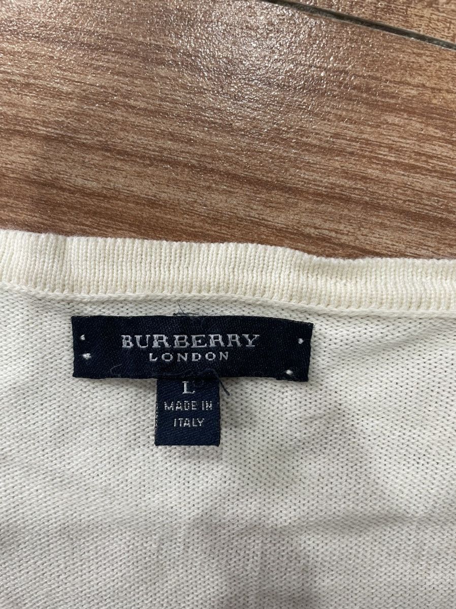 Burberry Burberry Long Sleeve Tshirt Size US L / EU 52-54 / 3 - 3 Thumbnail