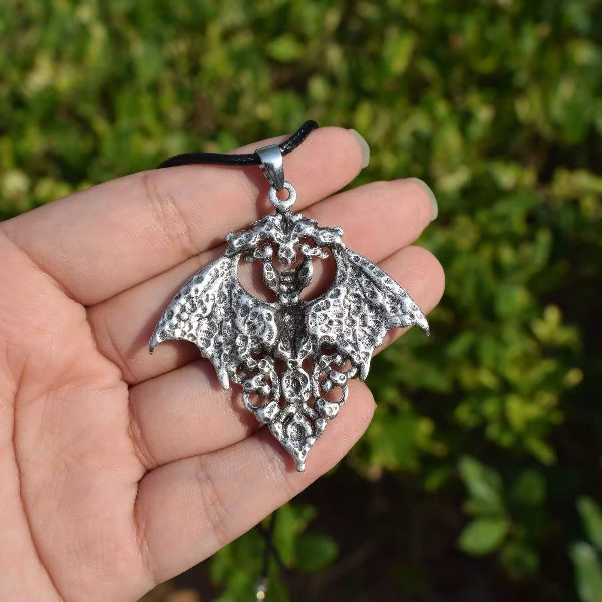 Jewelry Gothic Vampire Bat Necklace Size ONE SIZE - 5 Thumbnail