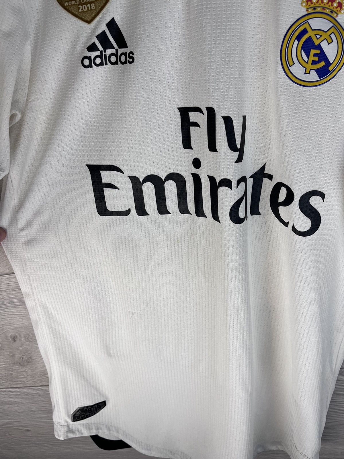 Adidas Men’s soccer jersey Fc Real Madrid Adidas size S LaLiga Size US S / EU 44-46 / 1 - 5 Thumbnail