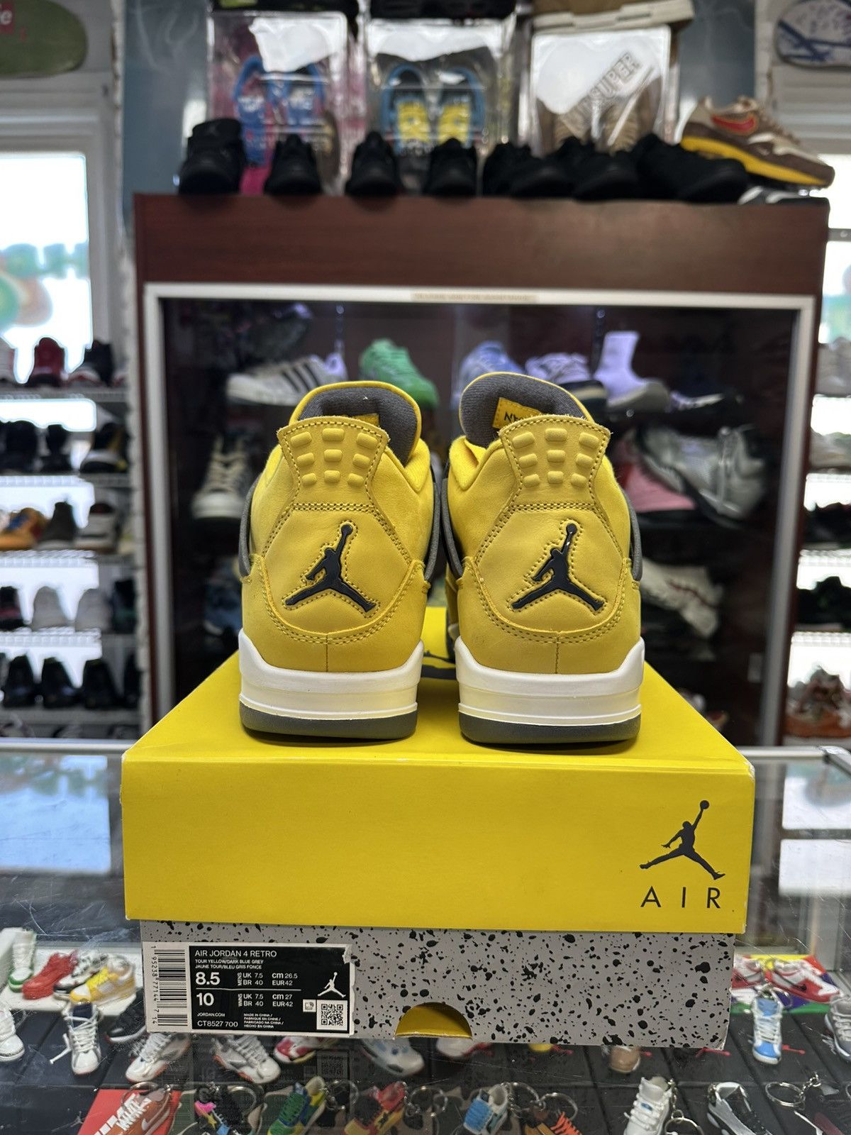 Jordan Brand Jordan 4 Retro ‘Lightning’ Size US 8.5 / EU 41-42 - 4 Thumbnail