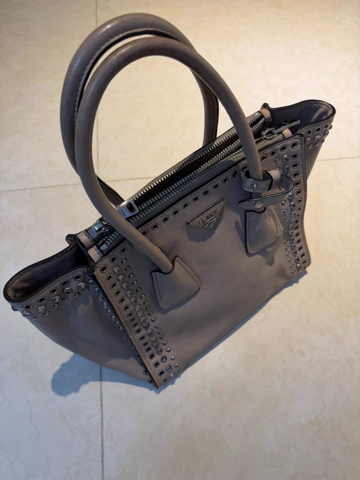 Prada PRADA Pyramid Leather Studded Tote Bag Champagne Size ONE SIZE - 5 Thumbnail