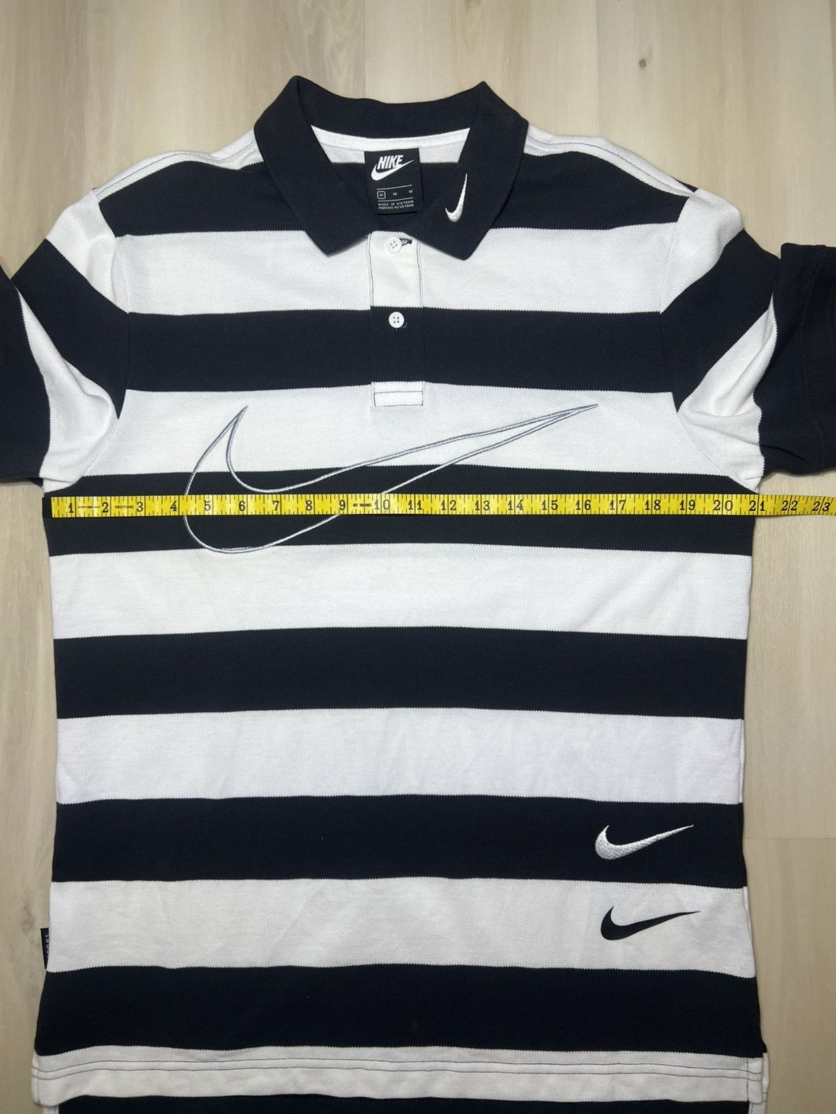 Nike Nike Swoosh Polo Mens Medium Black White Striped CJ4909-011 Size US M / EU 48-50 / 2 - 6 Thumbnail