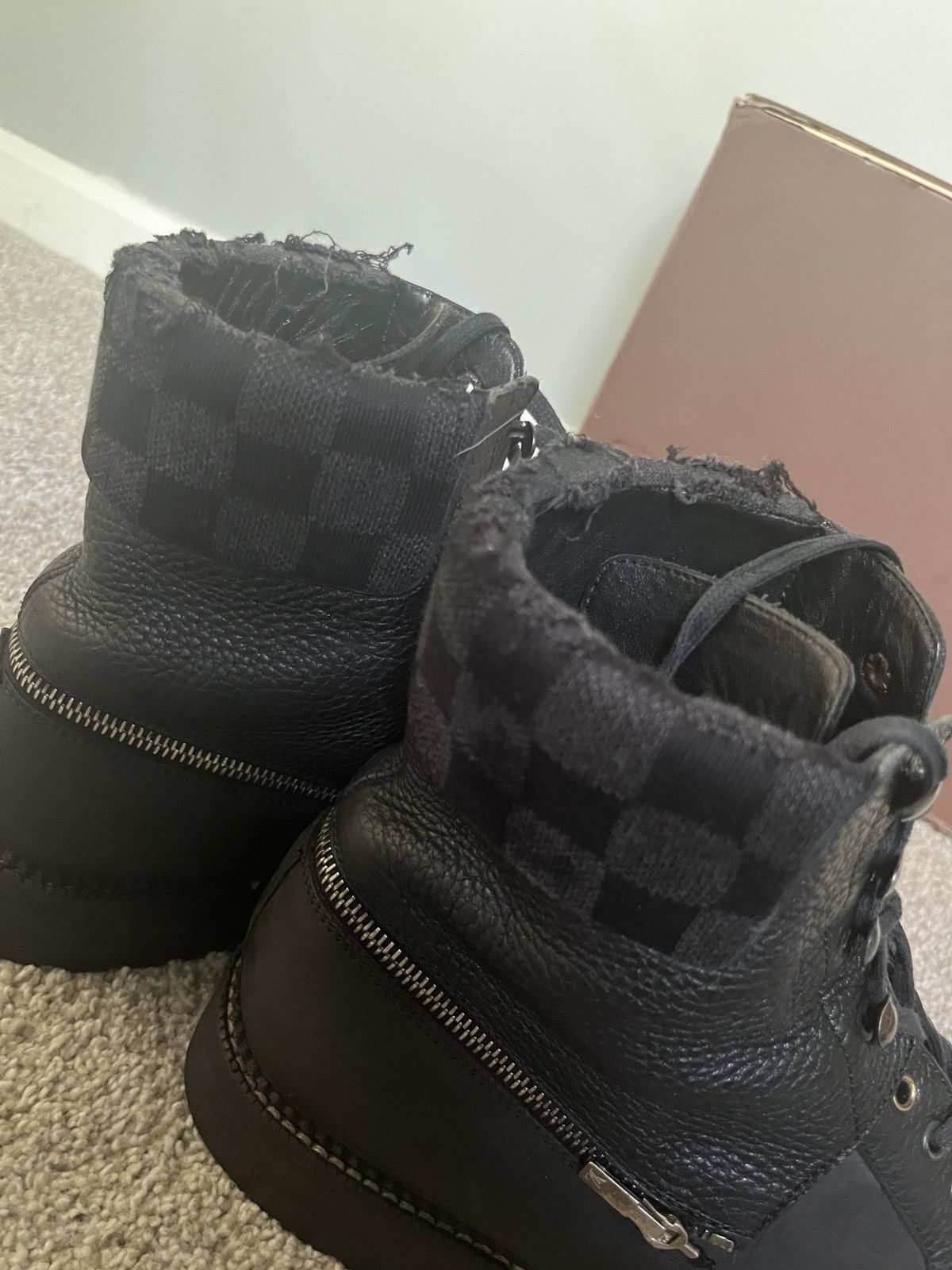 Louis Vuitton Louis Vuitton Black Combat Boots size 11.5 Size US 11.5 / EU 44-45 - 6 Thumbnail