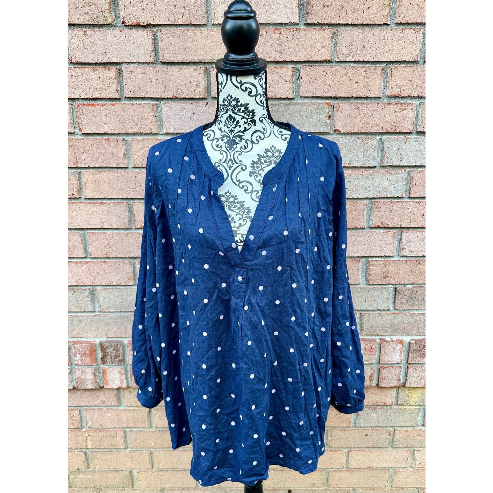 Old Navy EUC Old Navy Polka Dot Tunic Top Size 2X Size XXL / US 16-18 / IT 52-54 - 1 Thumbnail