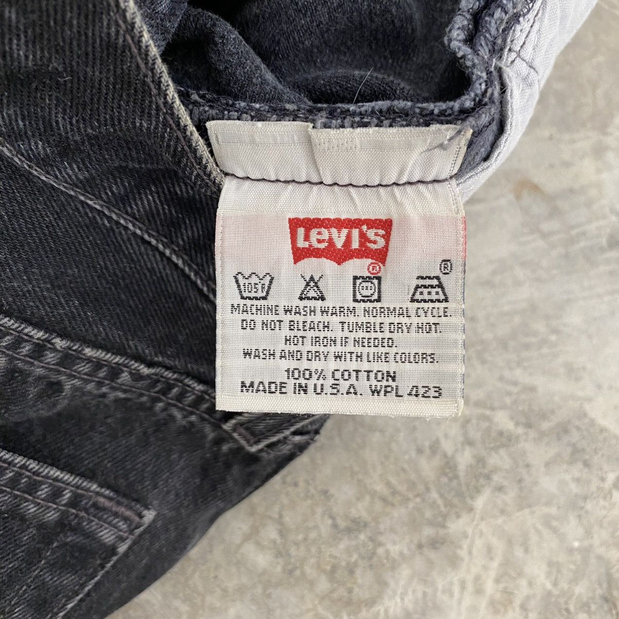 Levi's Size 30x31.5 Vintage 1996 Levis 501 Faded Black Denim Jeans Size US 30 / EU 46 - 14 Thumbnail