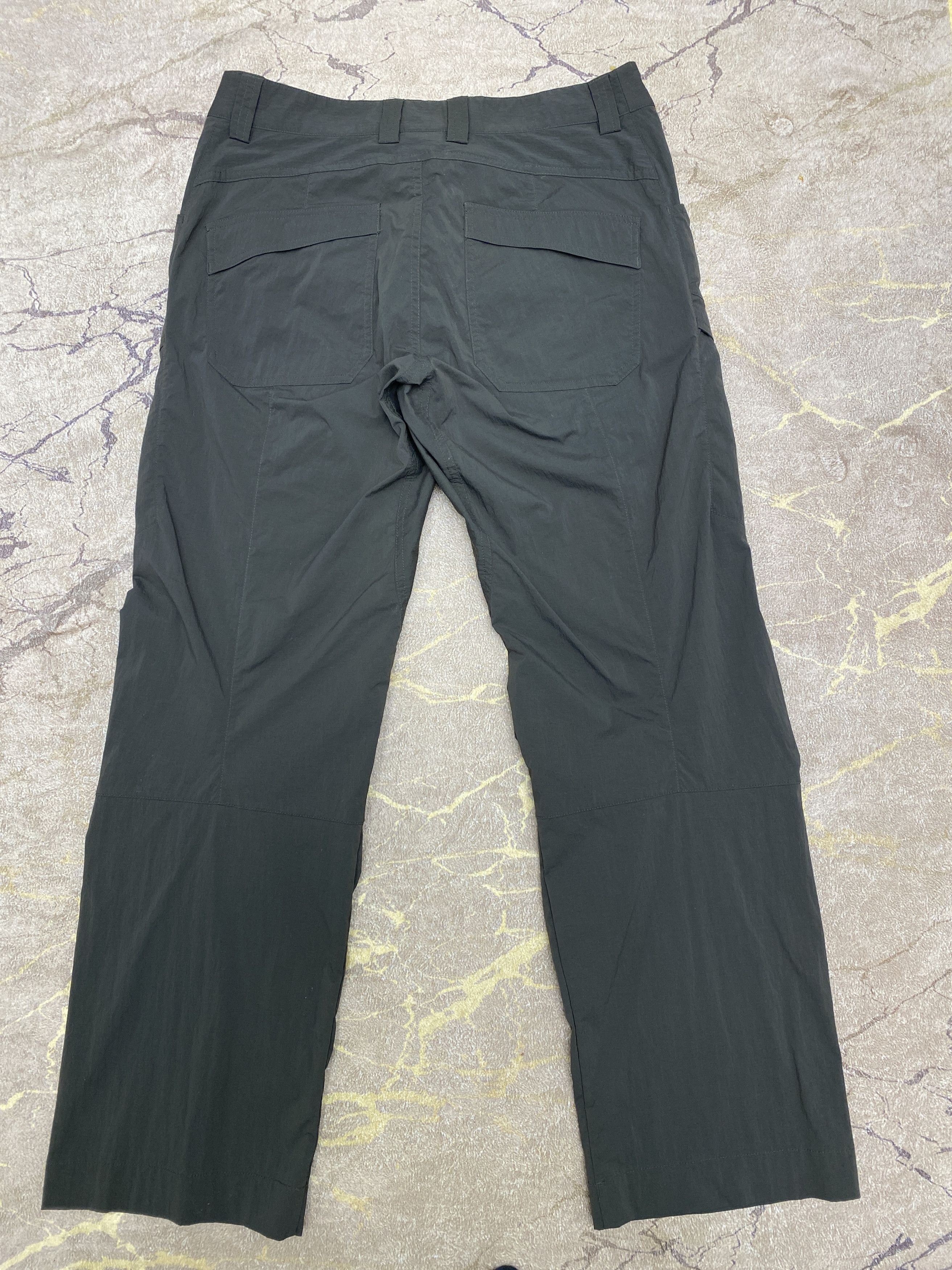 Arc'teryx Arc'teryx Hiking Activewear Weatherproof Pants Size 30 Waist Size US 30 / EU 46 - 21 Thumbnail