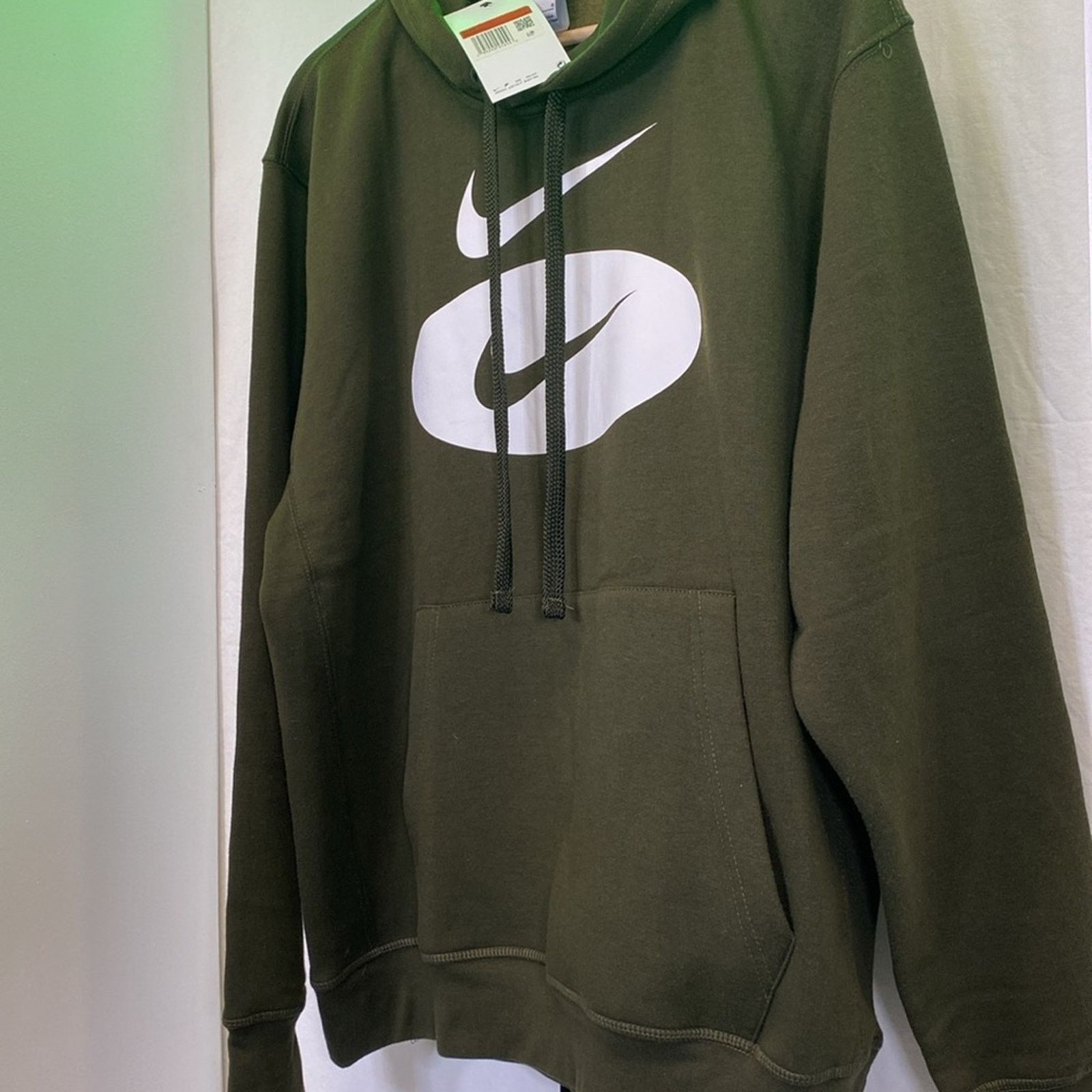 Nike NWT Nike olive green hoodie Size US L / EU 52-54 / 3 - 3 Thumbnail