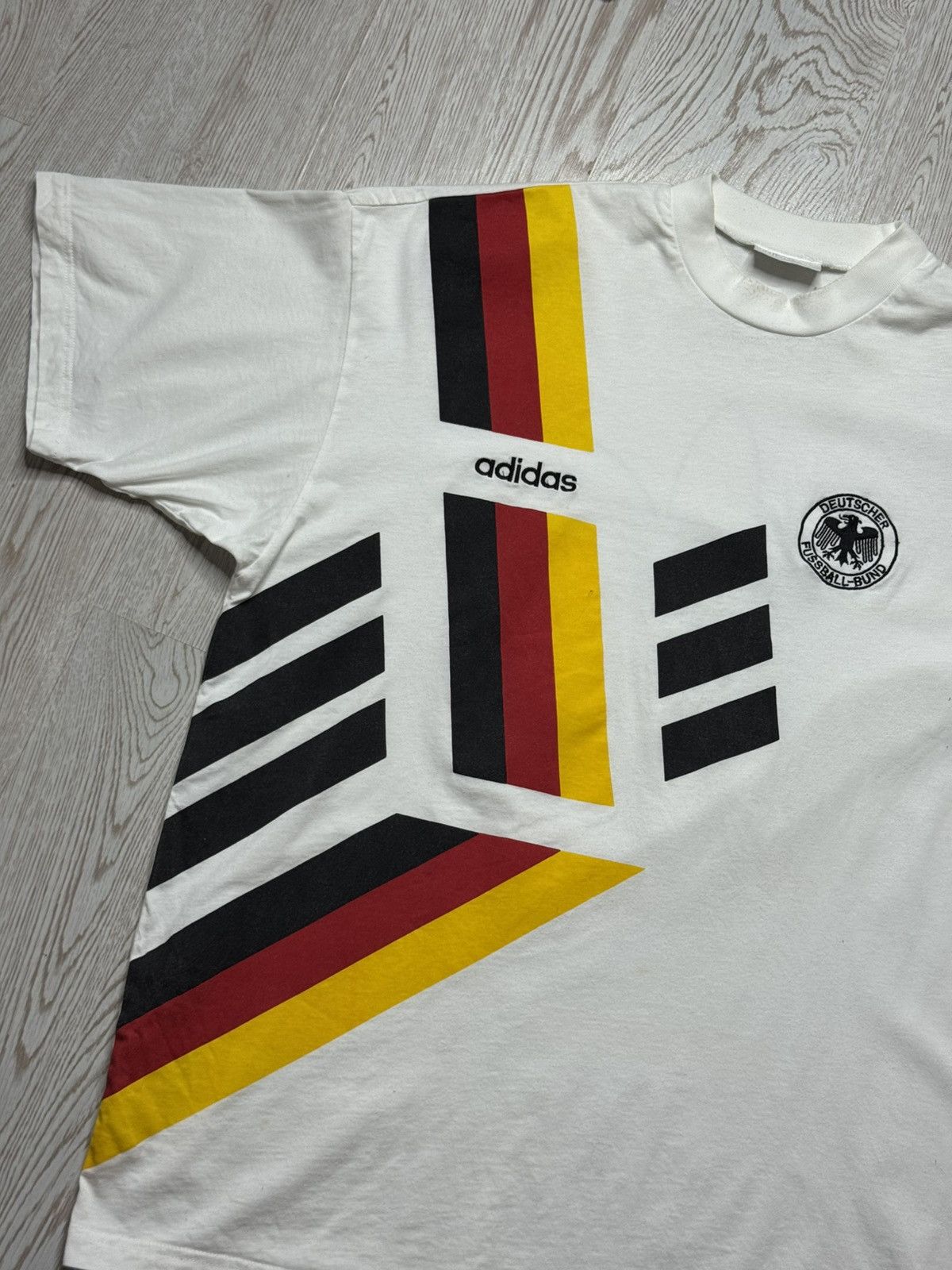 Adidas Vintage 1992-94 Adidas Germany Training Soccer T-shirt Size US XL / EU 56 / 4 - 3 Thumbnail