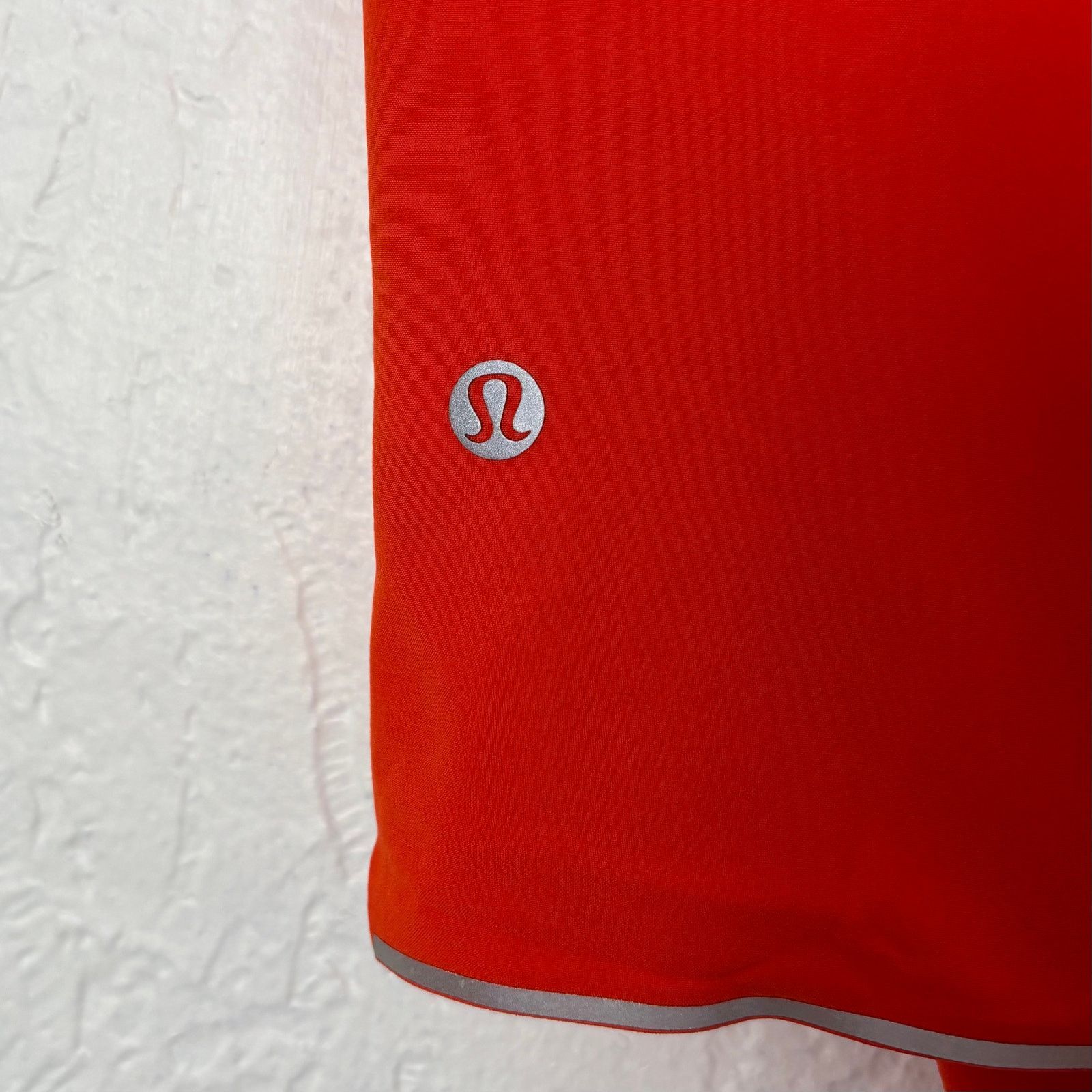 Lululemon Lululemon Men's Surge Lined Short 6" Updated Size Large Size US 30 / EU 46 - 3 Thumbnail