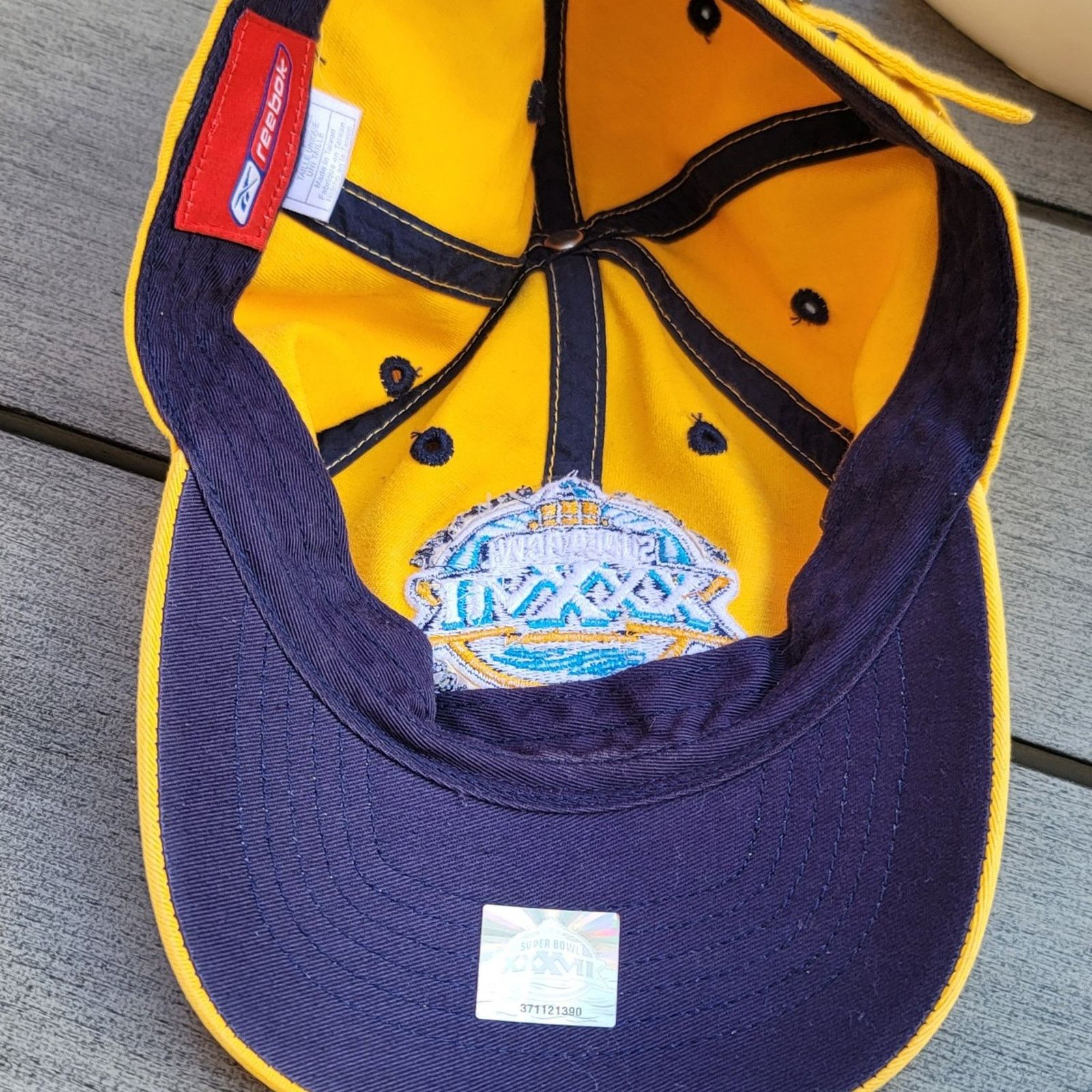 Reebok Vtg Reebok 2003 Super Bowl XXXVII San Diego California Hat Size ONE SIZE - 7 Thumbnail
