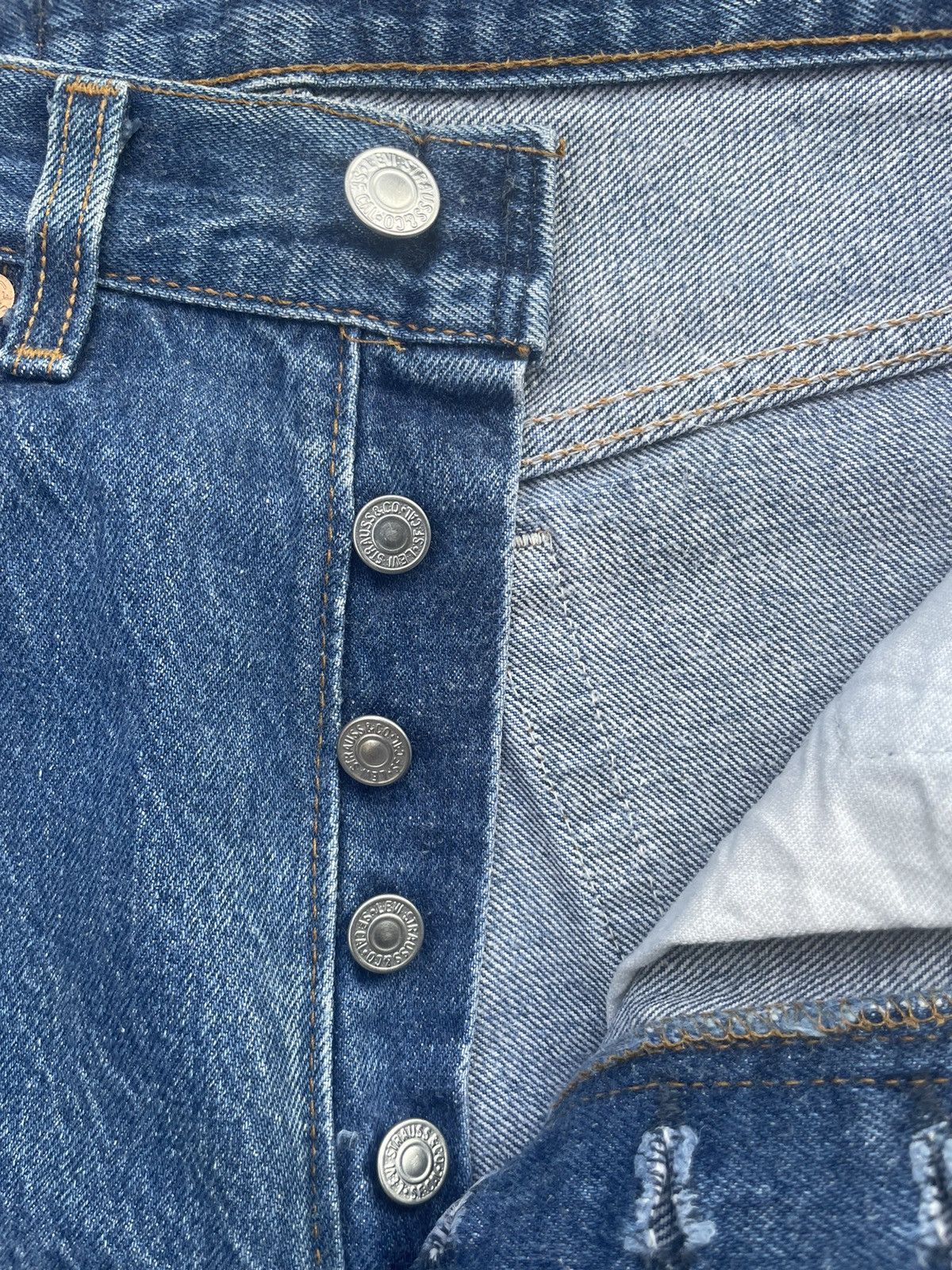 Levi's × Vintage Vintage 1989 Levis 501 XX e Distresed Size US 31 - 21 Thumbnail