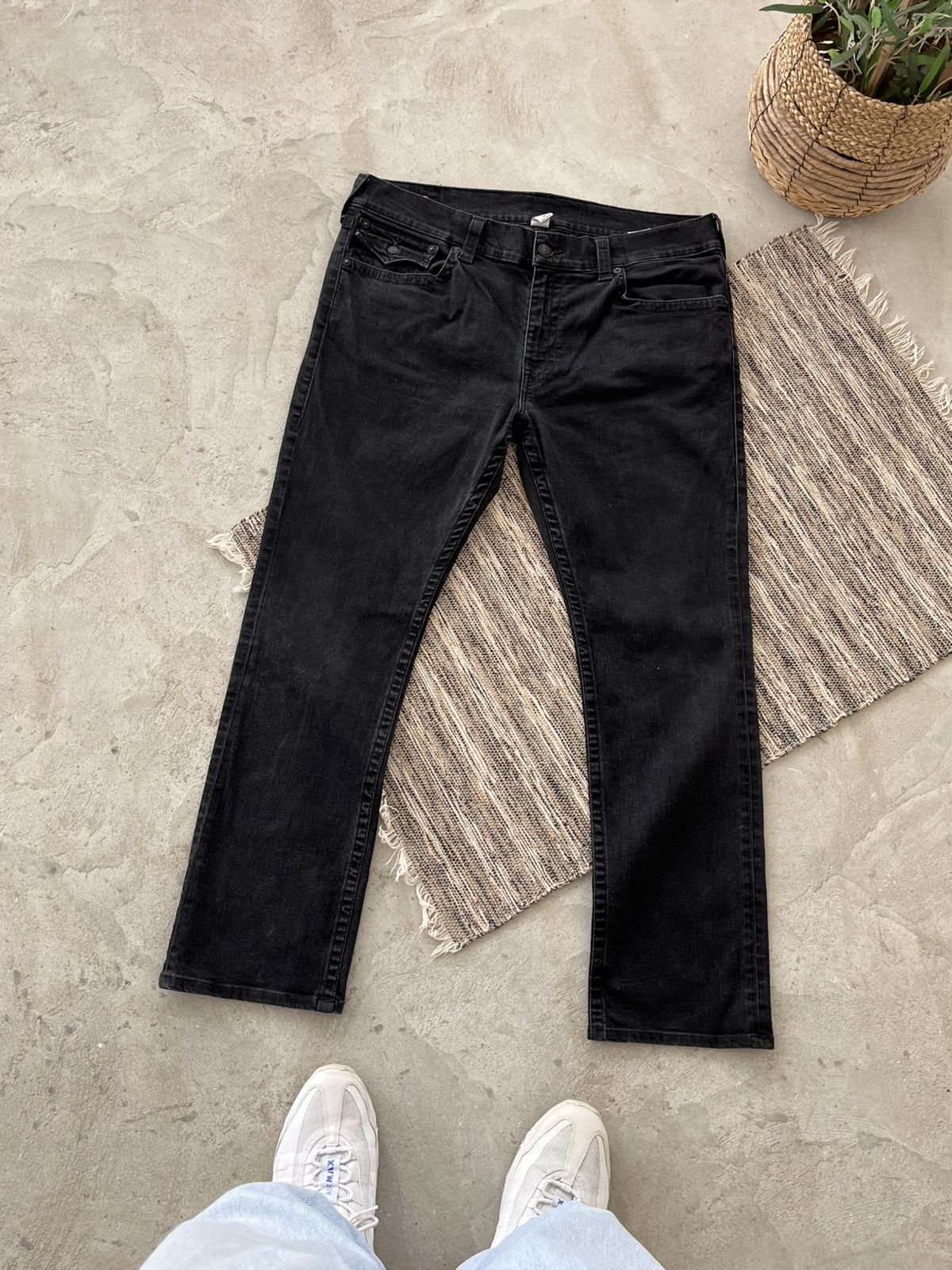 True Religion Vintage True Religion Ricky Black Jeans Relaxed Straight fit Size US 40 / EU 56 - 2 Thumbnail
