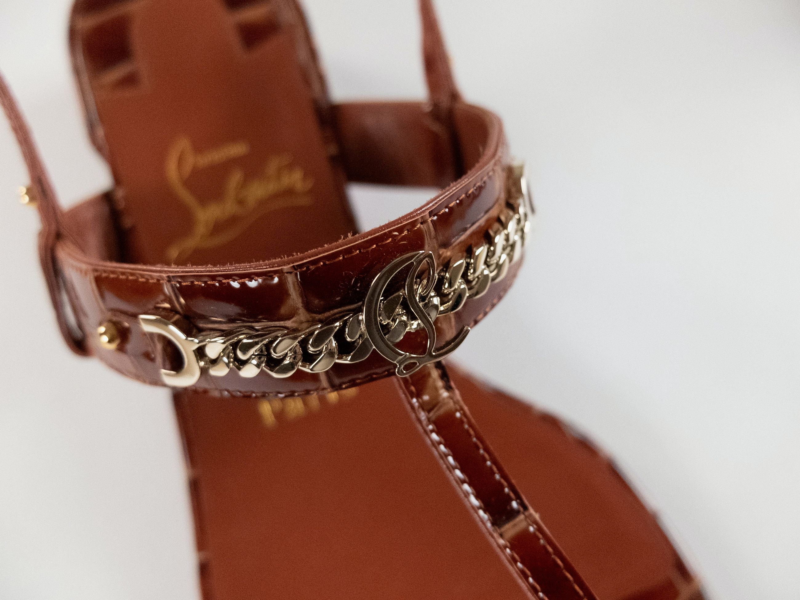 Christian Louboutin CHRISTIAN LOUBOUTIN MJ Thong brown croc embossed sandals 38 Size US 8 / IT 38 - 8 Thumbnail