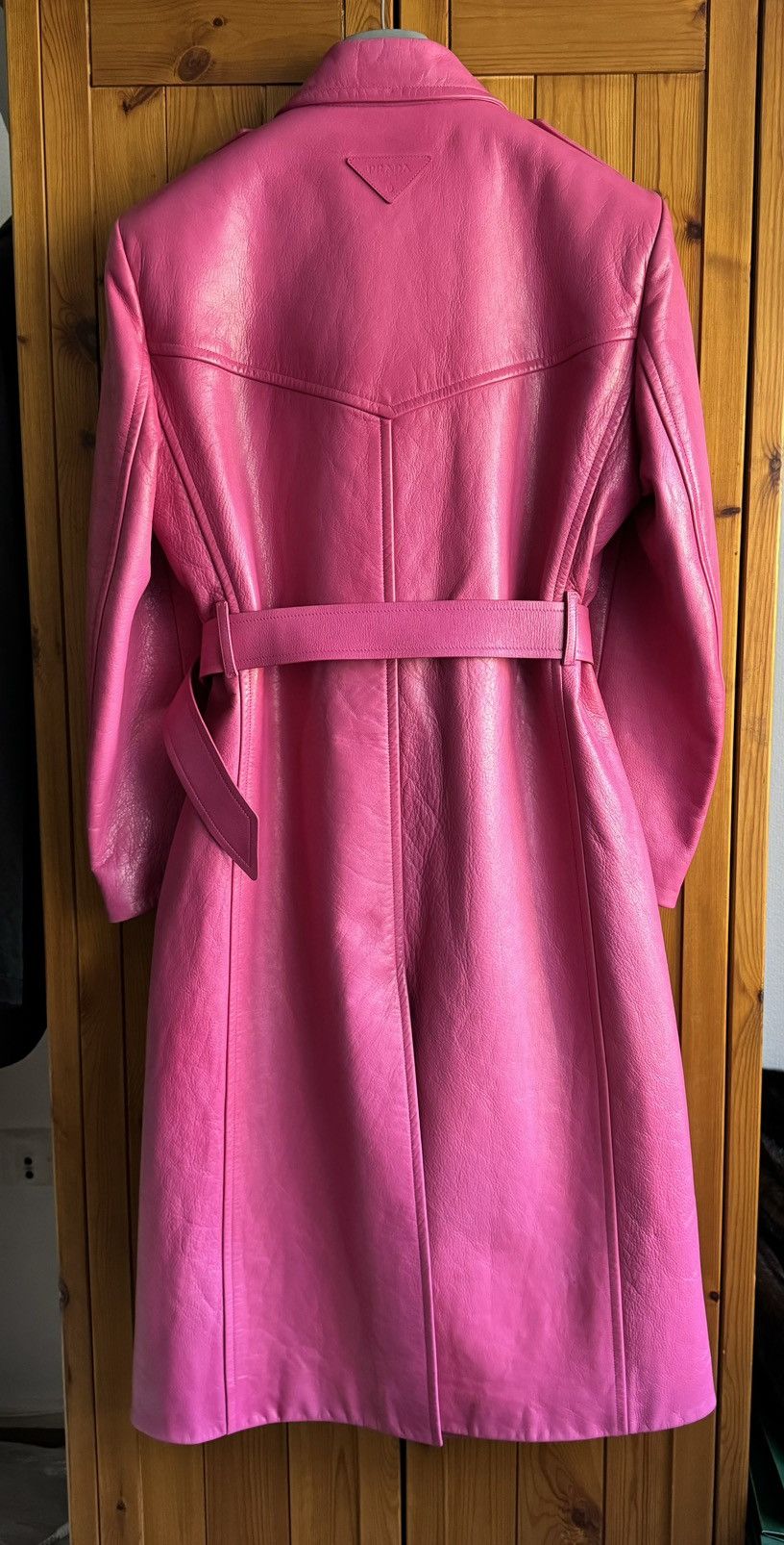 Prada New Prada pink leather trench coat, size S int Size S / US 4 / IT 40 - 6 Thumbnail