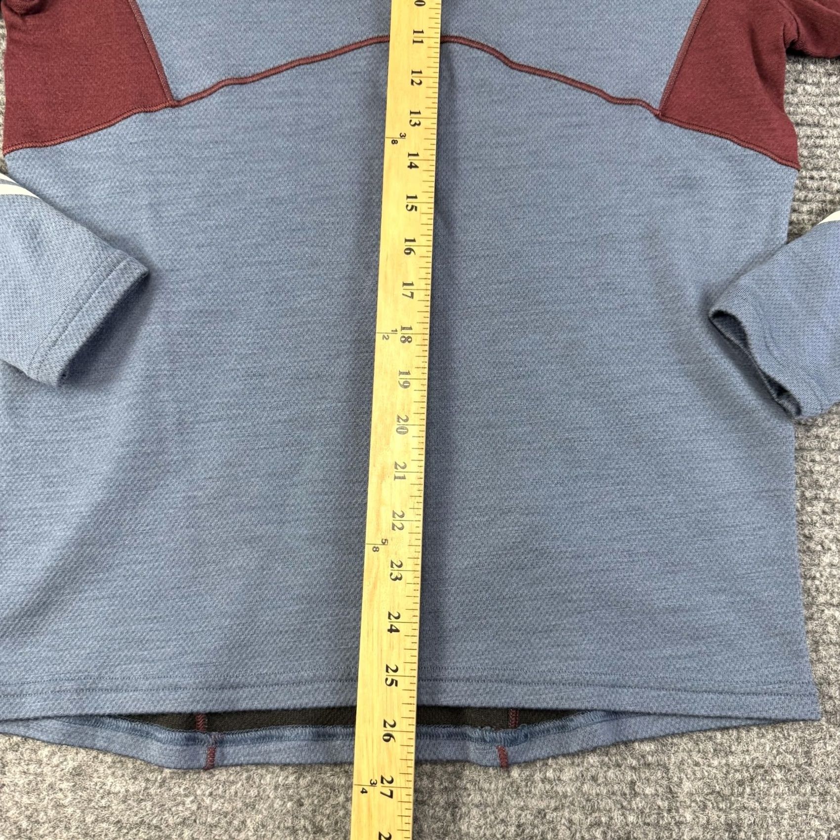 Helly Hansen Helly Hansen Shirt Mens Medium Blue Maroon Long Sleeve Wool Thermal Base Layer Size US M / EU 48-50 / 2 - 6 Thumbnail